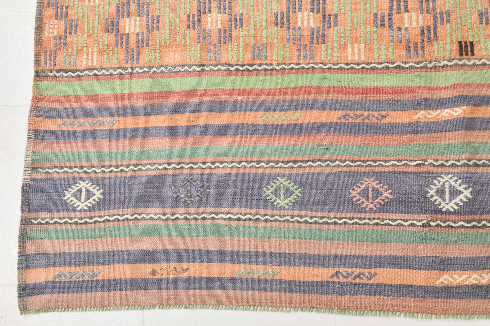 6x9 Modern Vintage Kilim Rug, 180x282Cm