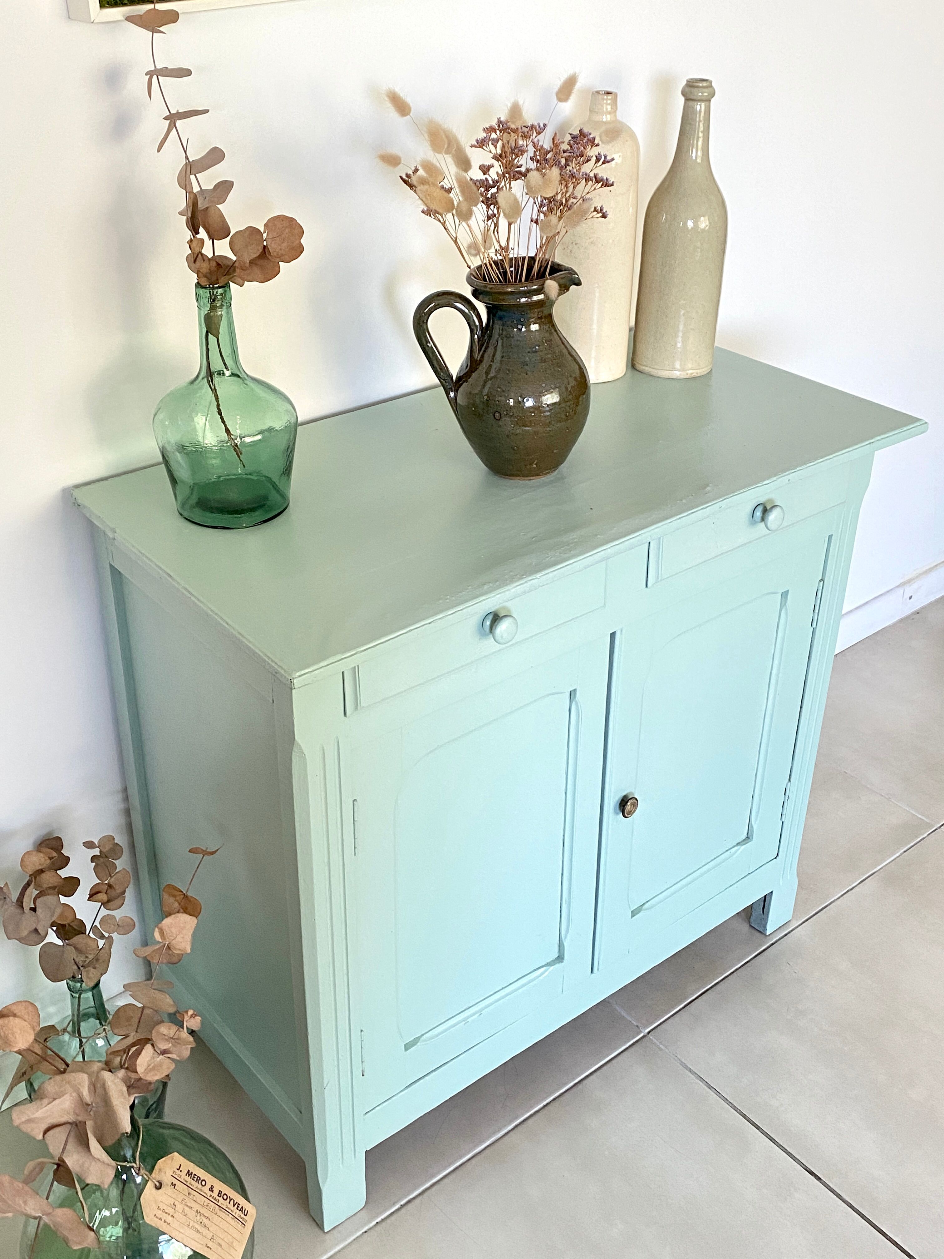 Parisian buffet green mint