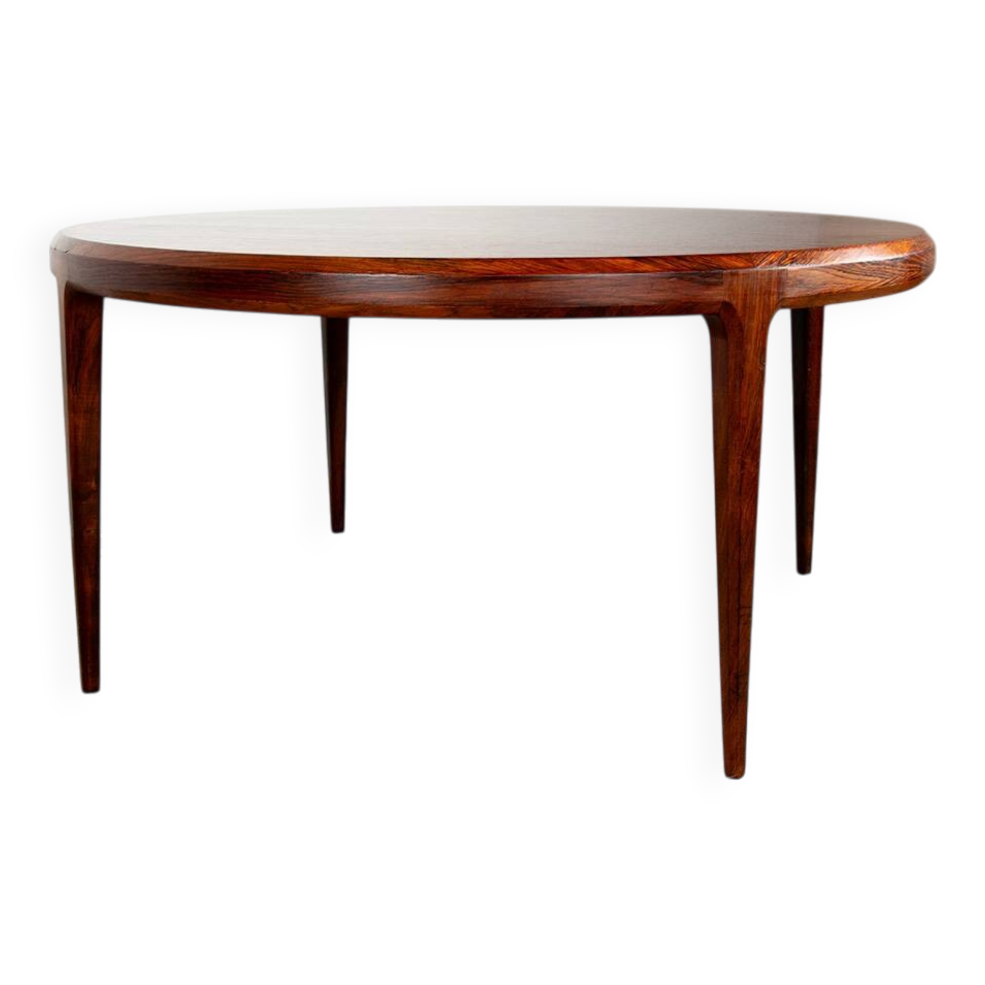 Danish round rosewood coffee table model 283 by Johannes Andersen.