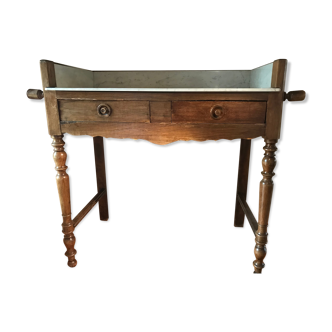 Toilet table