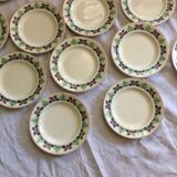 19 vintage plates
