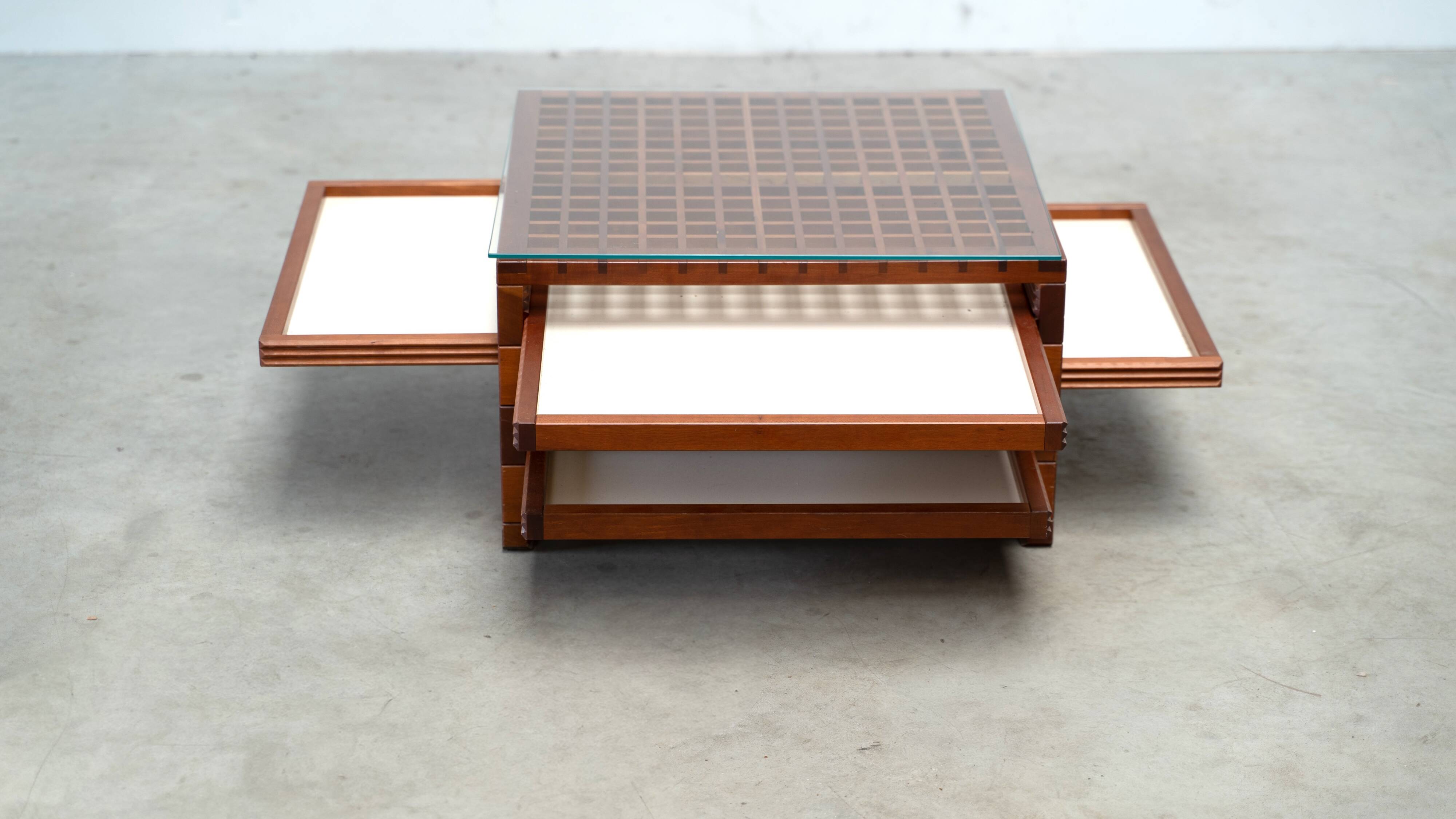 Table basse par Bernard Vuarnesson