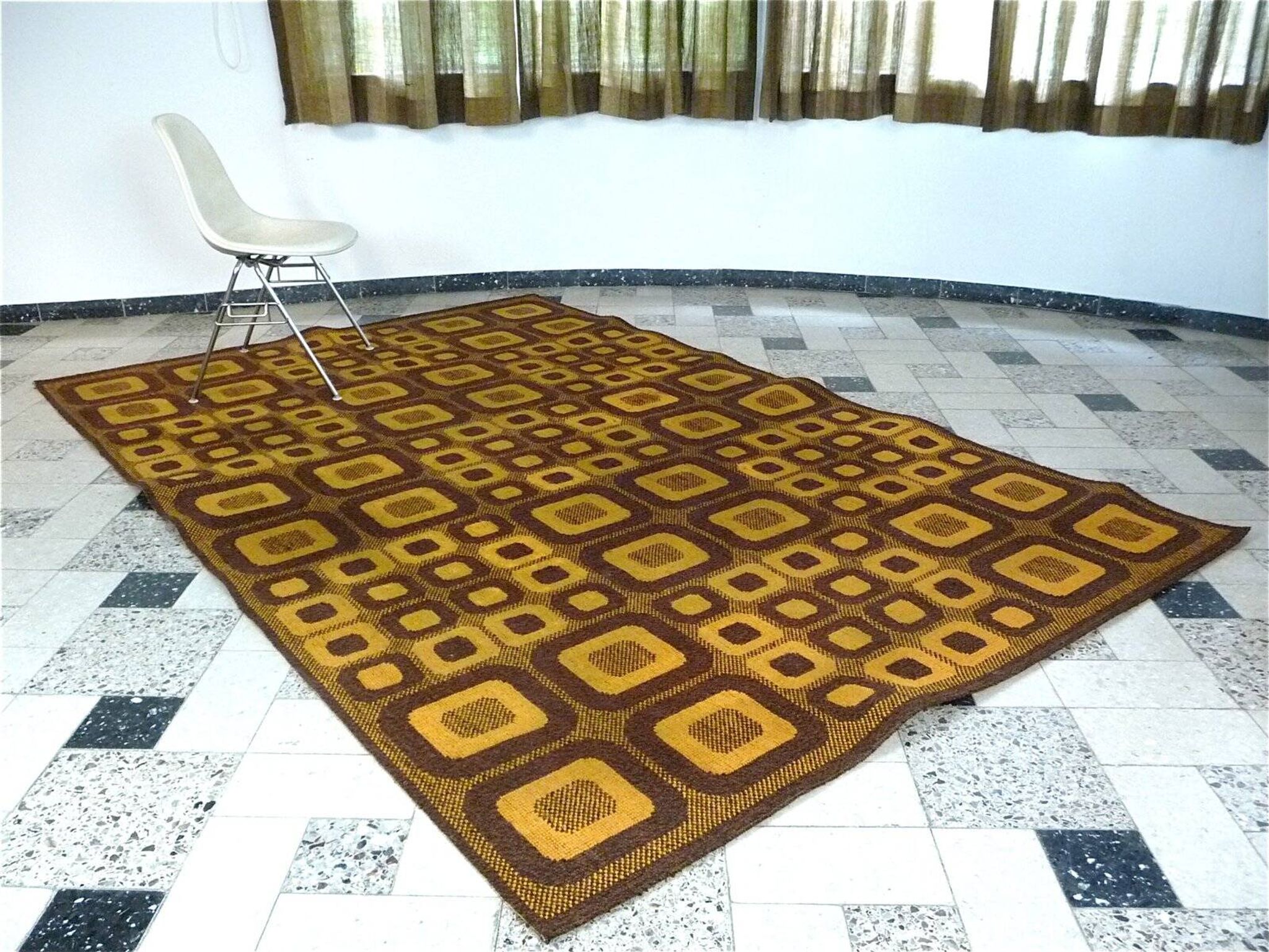 Modernist op-art rug with abstract graphic pattern by Magura, Germany 1960s