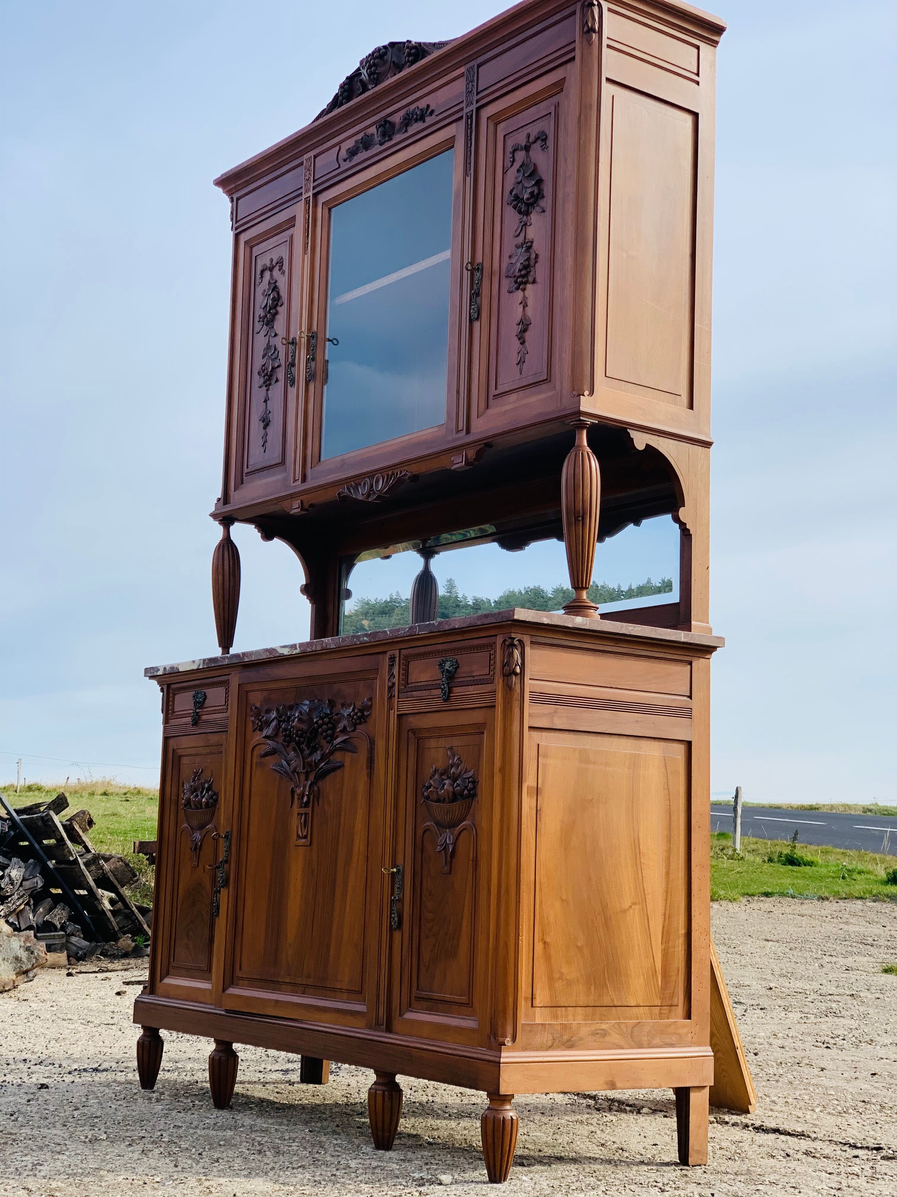Buffet 2 body walnut