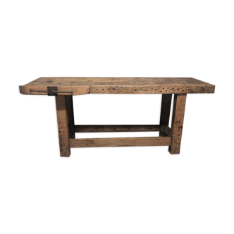Carpenter's workbench