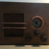 Old wooden radio set in wood lamp for decoration or collection