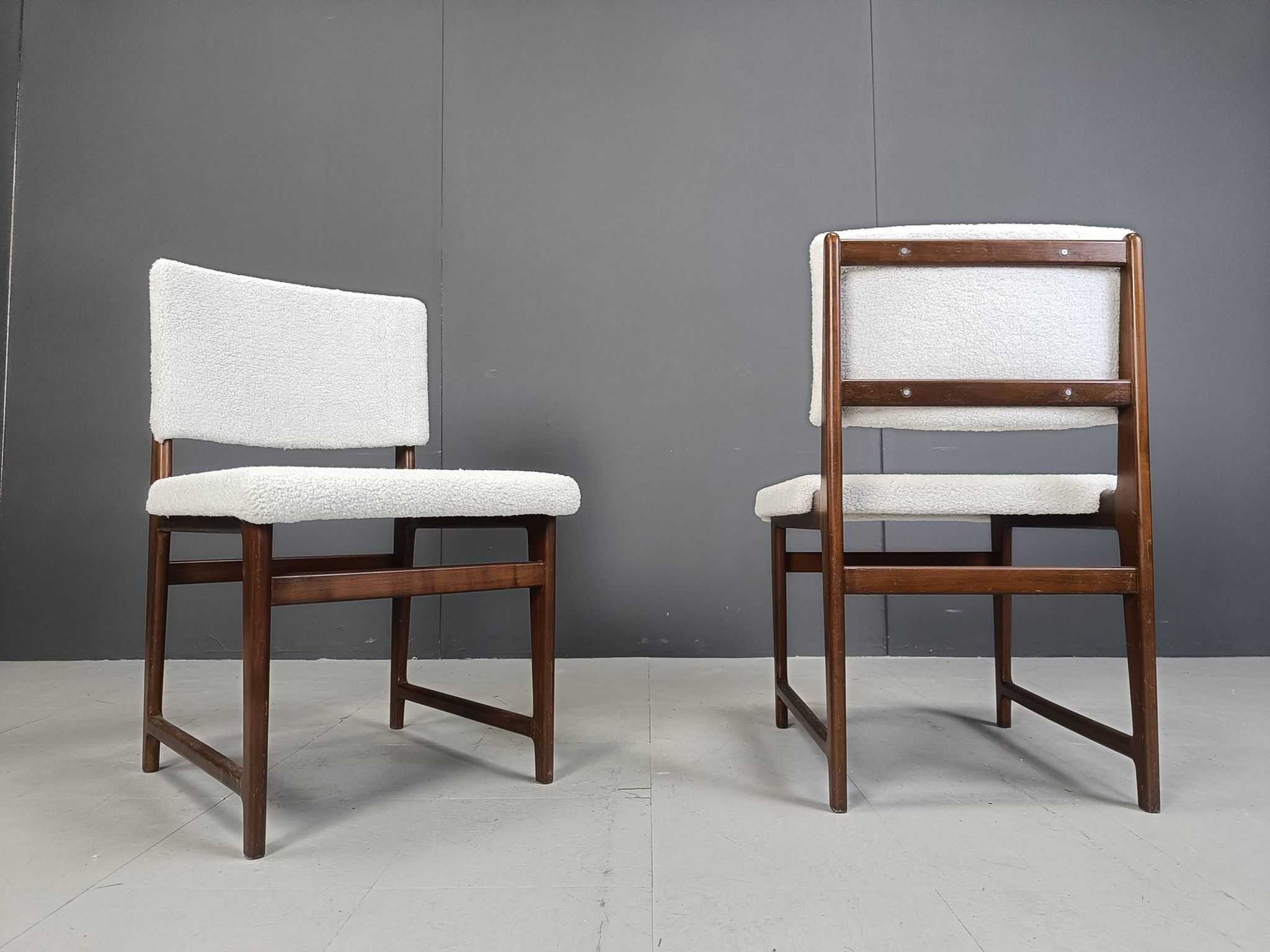 Chaises de salle à manger scandinaves en teck des années 1960.
