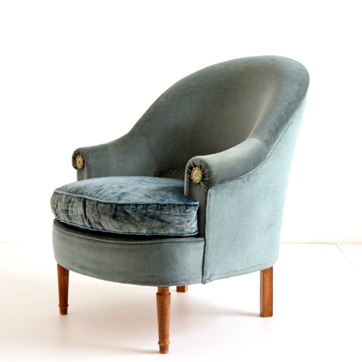 Vintage toad armchair