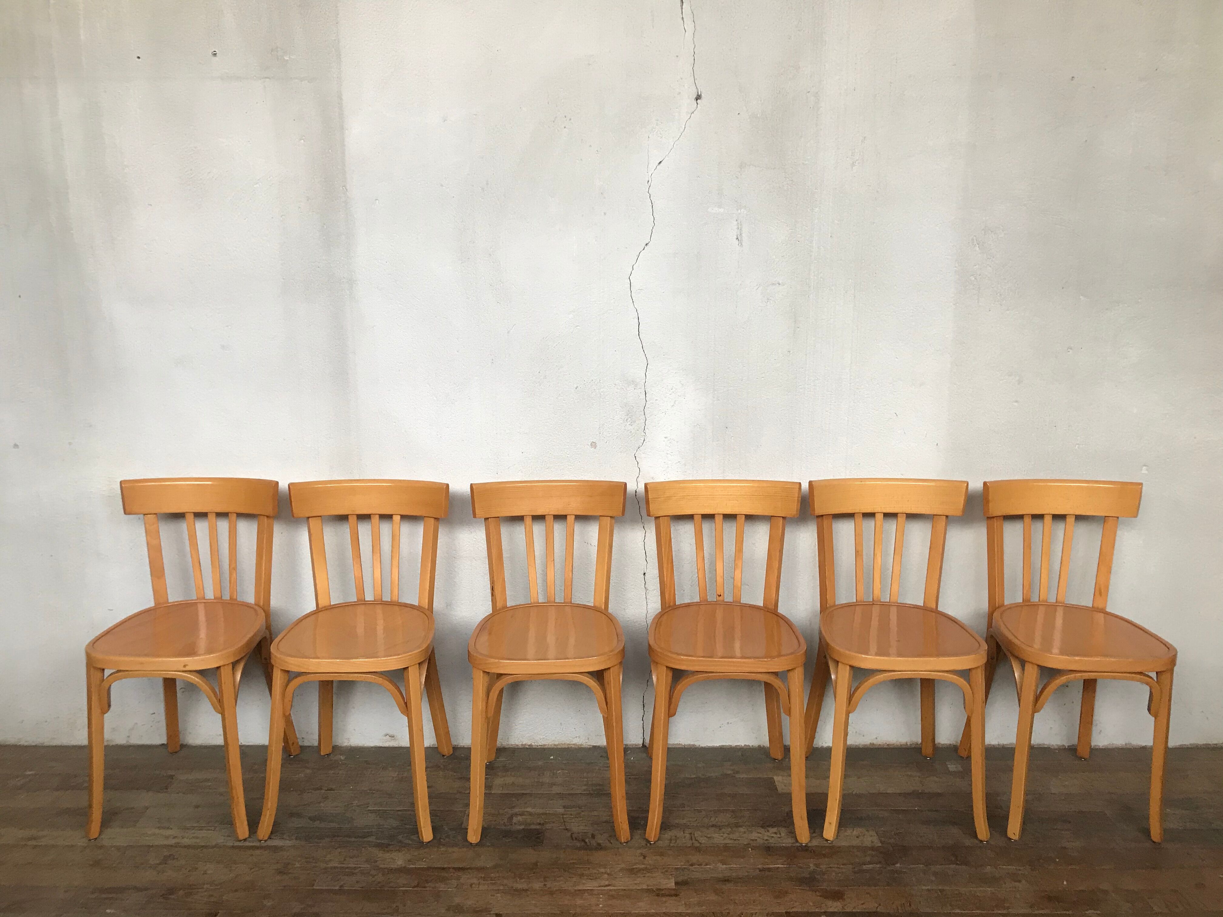 Series of 8 chairs Baumann vintage edition 1960