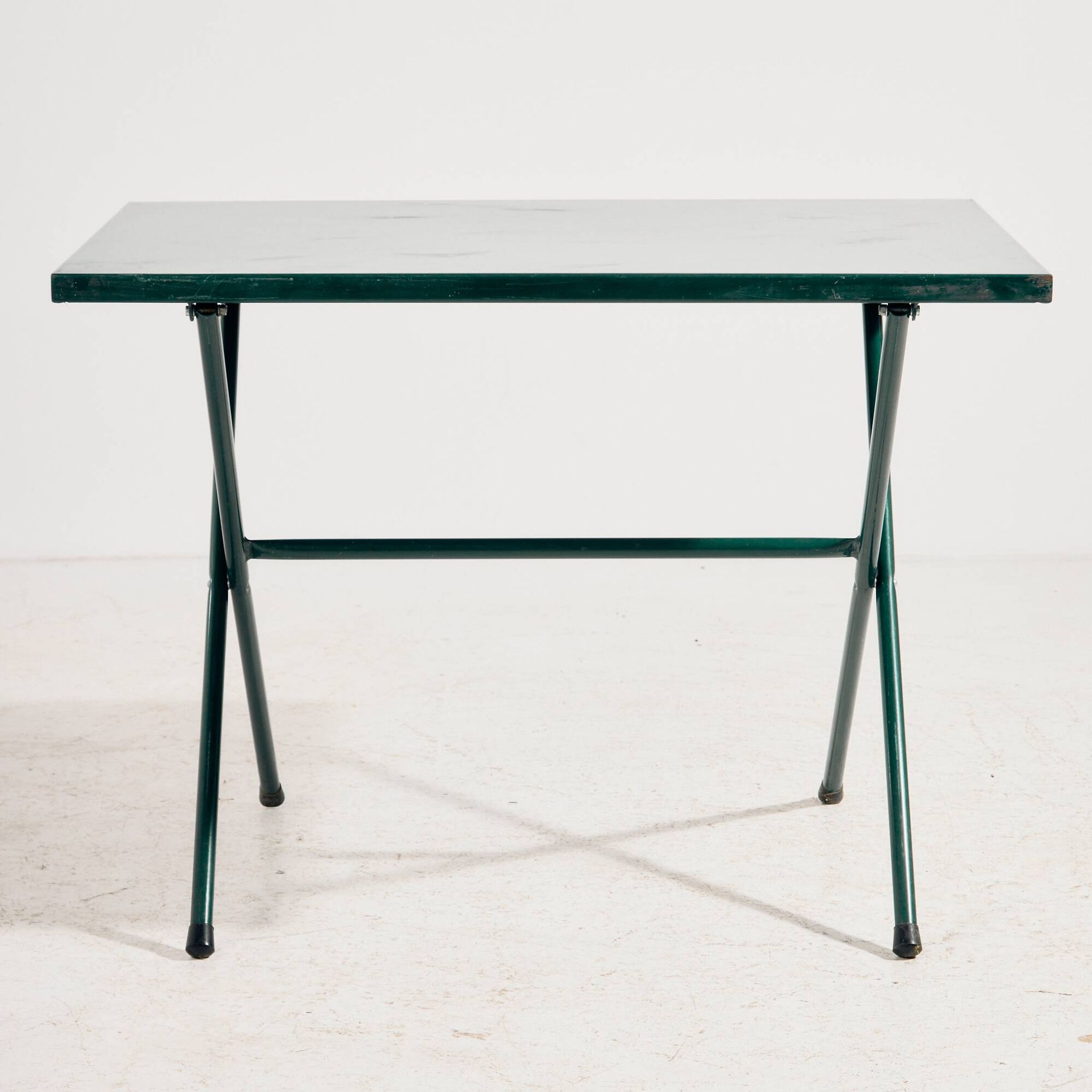 Table de jardin pliante par Karasek