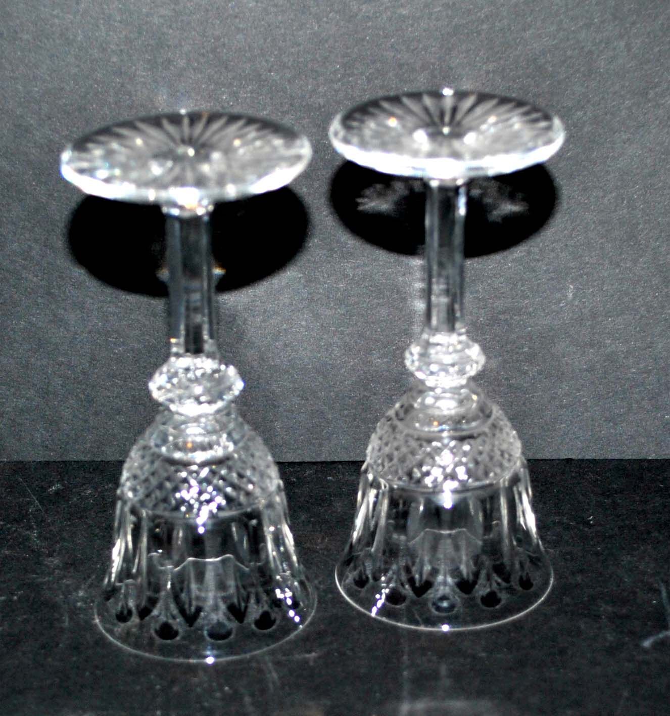 Set of 2 Tommy liqueur glasses in cut crystal of Saint-Louis 9.5cm