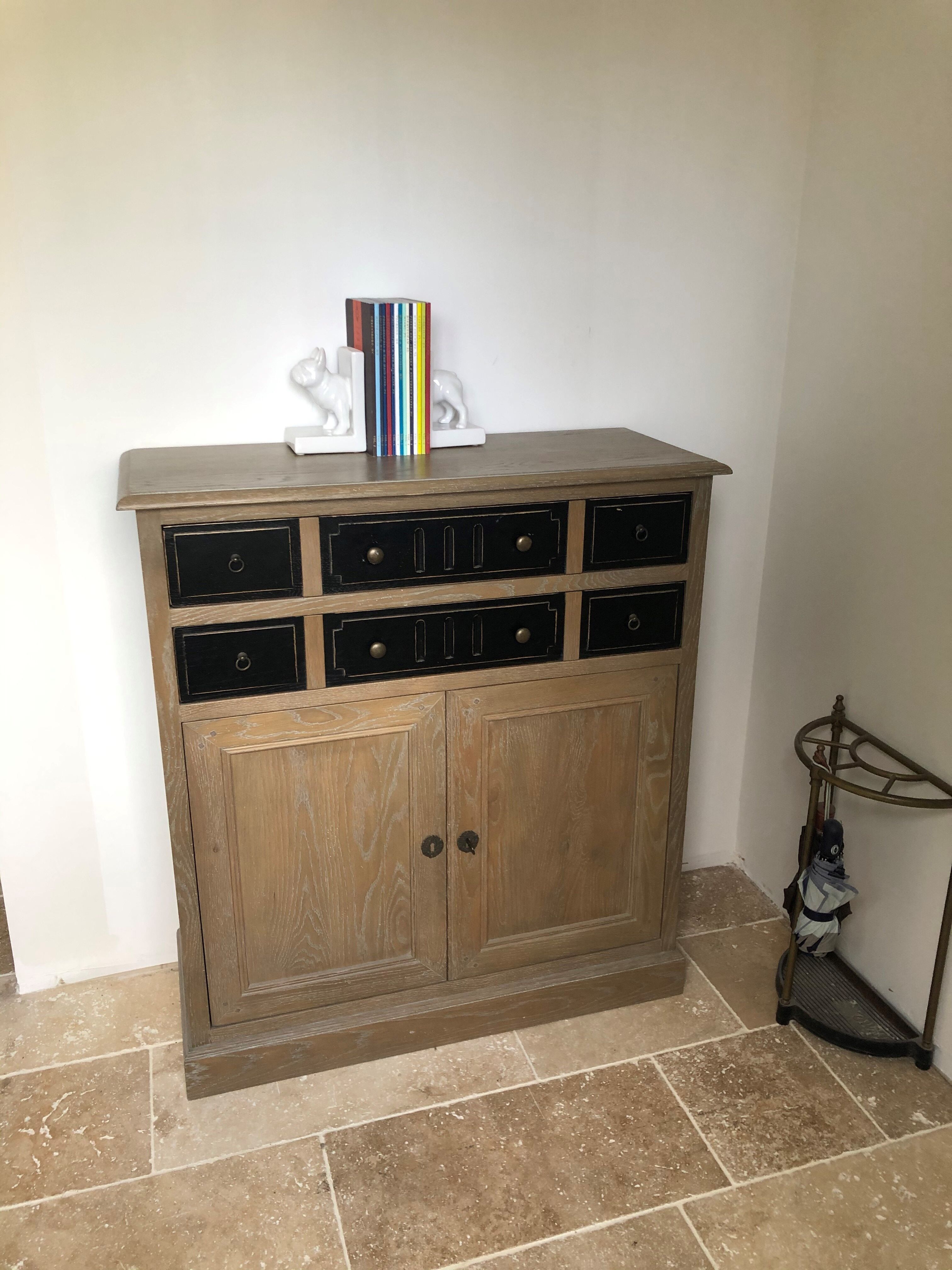 Solid oak entrance furniture
