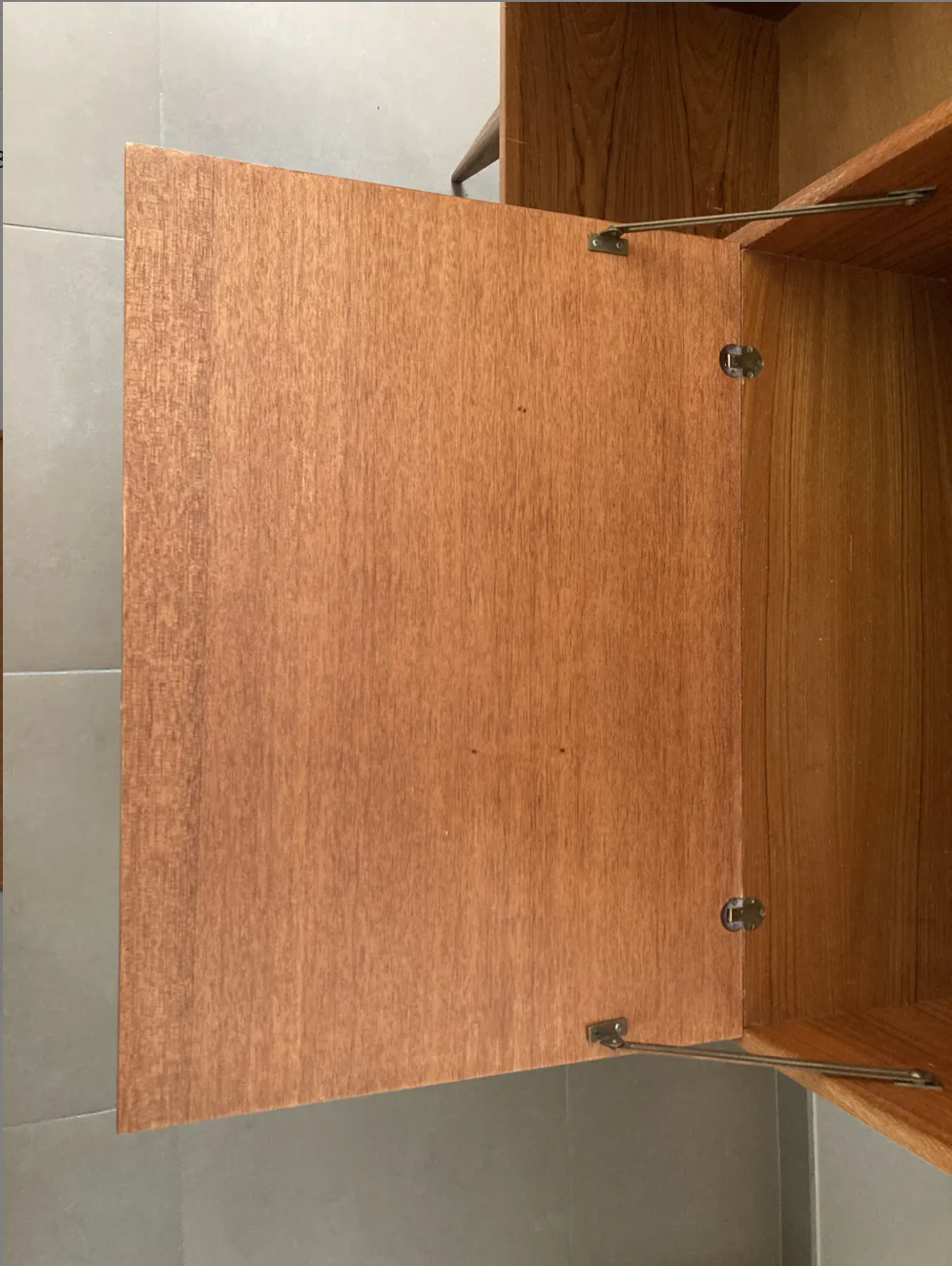 Secretary cabinet