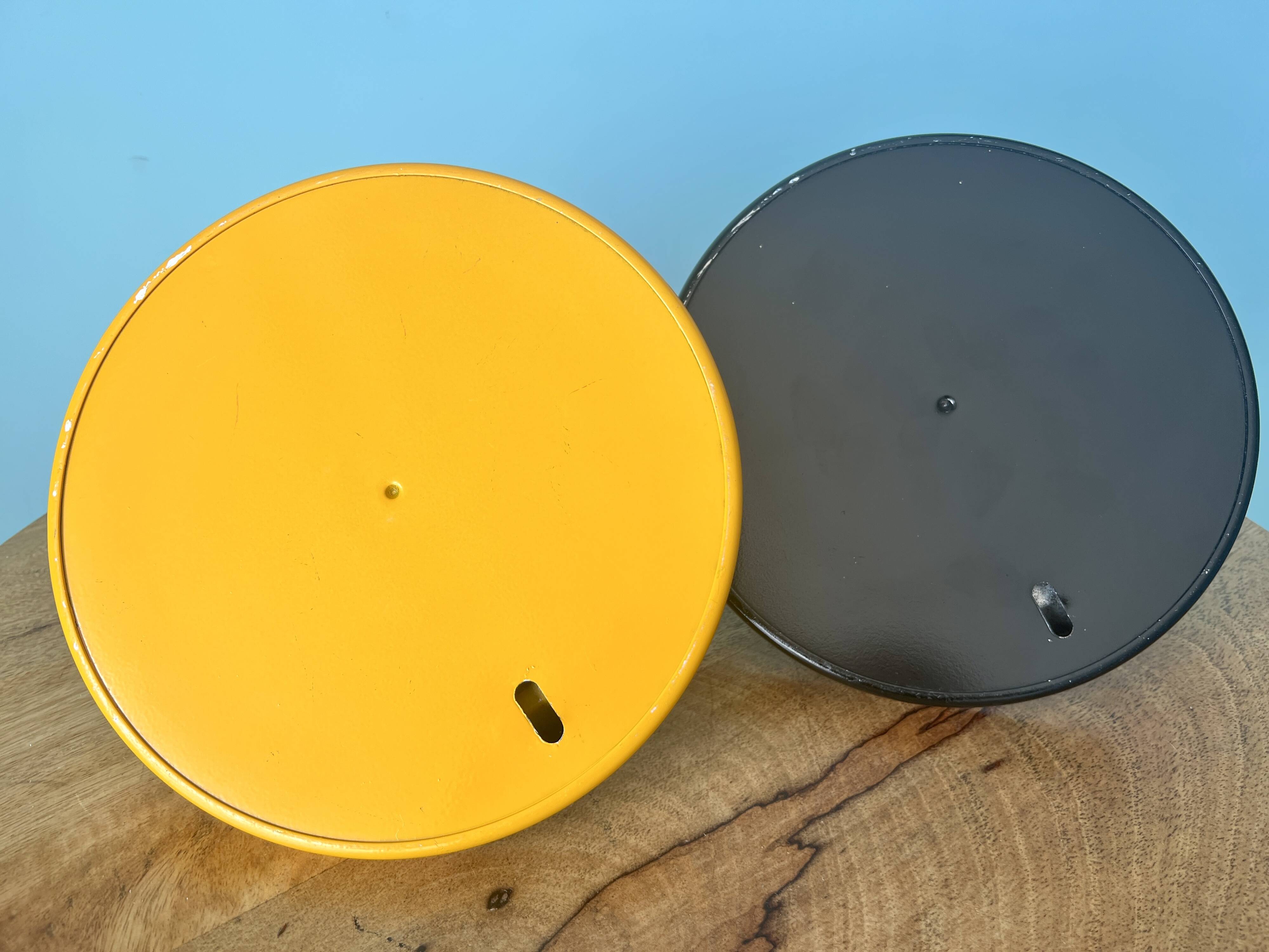 Vintage Vibes Coat Rack Duo - Design vintage des années 70 - Porte-manteau fonctionnel coloré en métal avec Pop Eleg