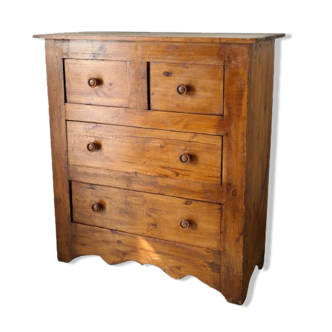 Country chest of drawers in fir