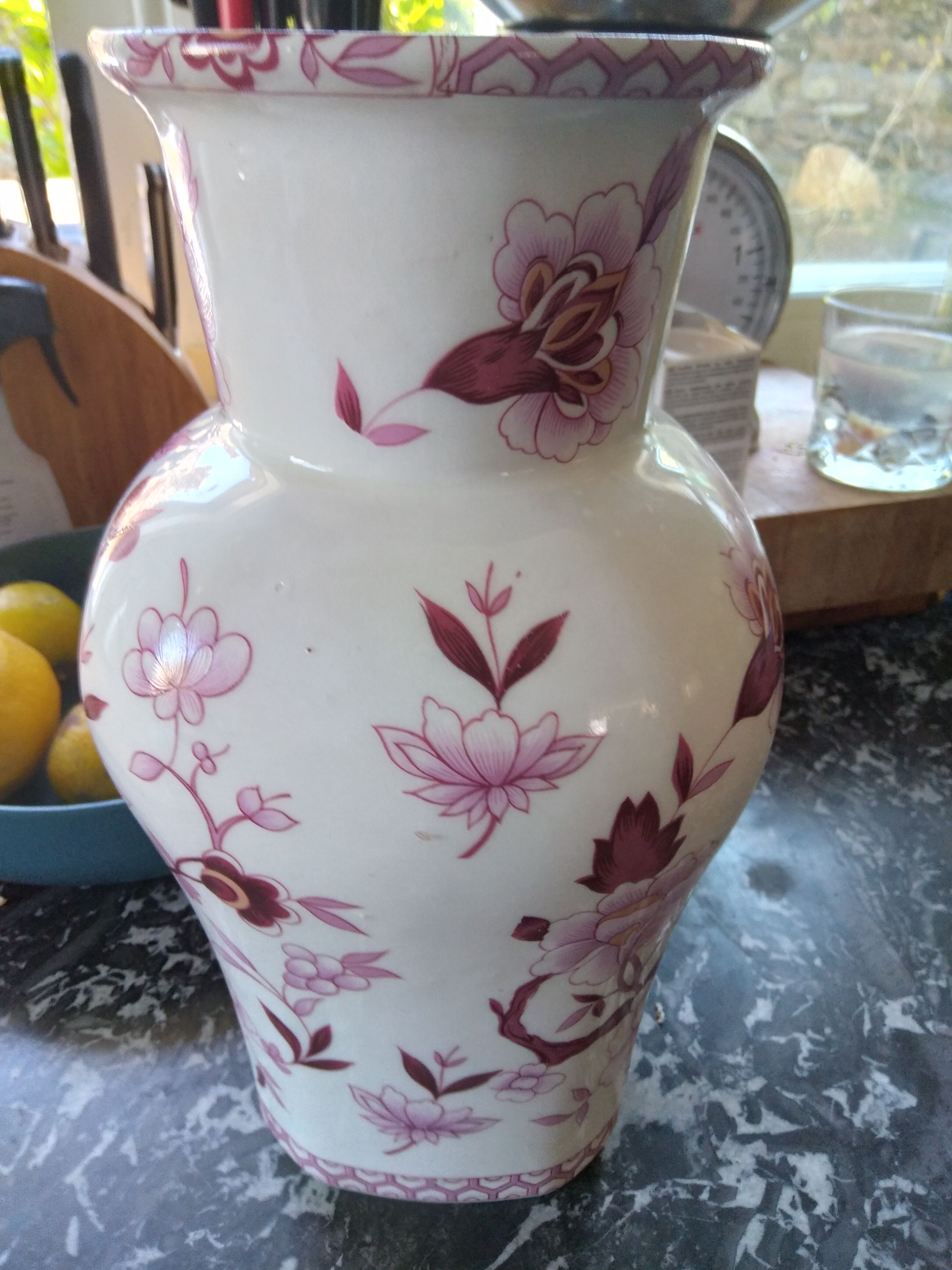 Chinese style vase