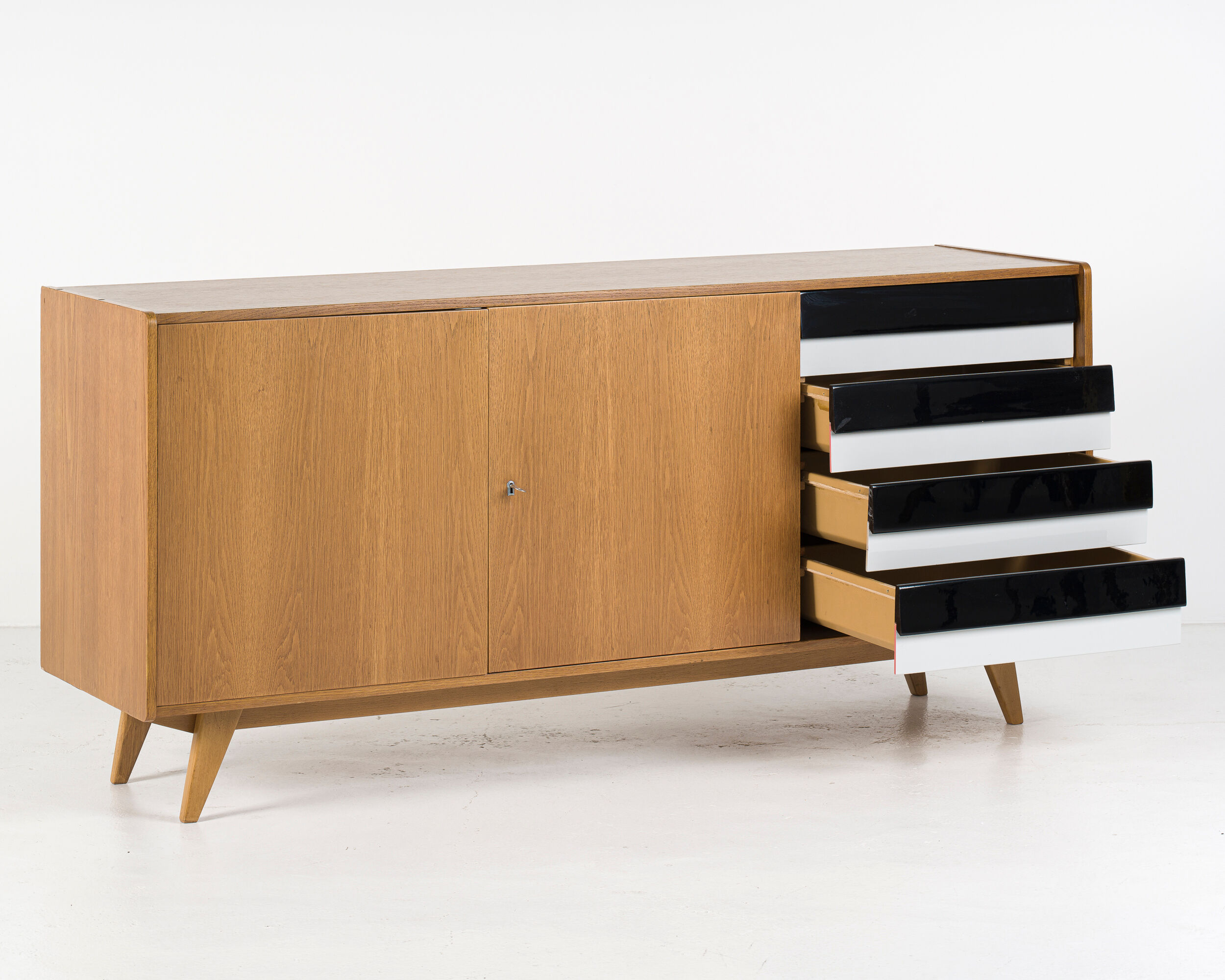 U-460 oak sideboard by Jiří Jiroutek for Interier Praha, 60's
