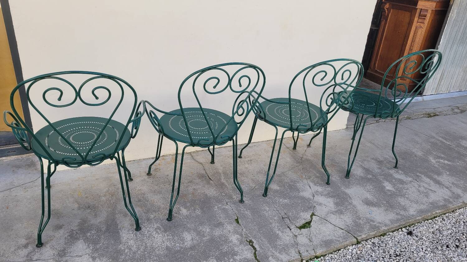 Série de 4 fauteuils de Jardin Fermob en fer ancien