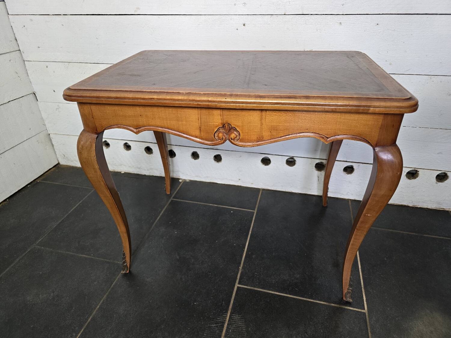 Cherry wood coffee table (small model)