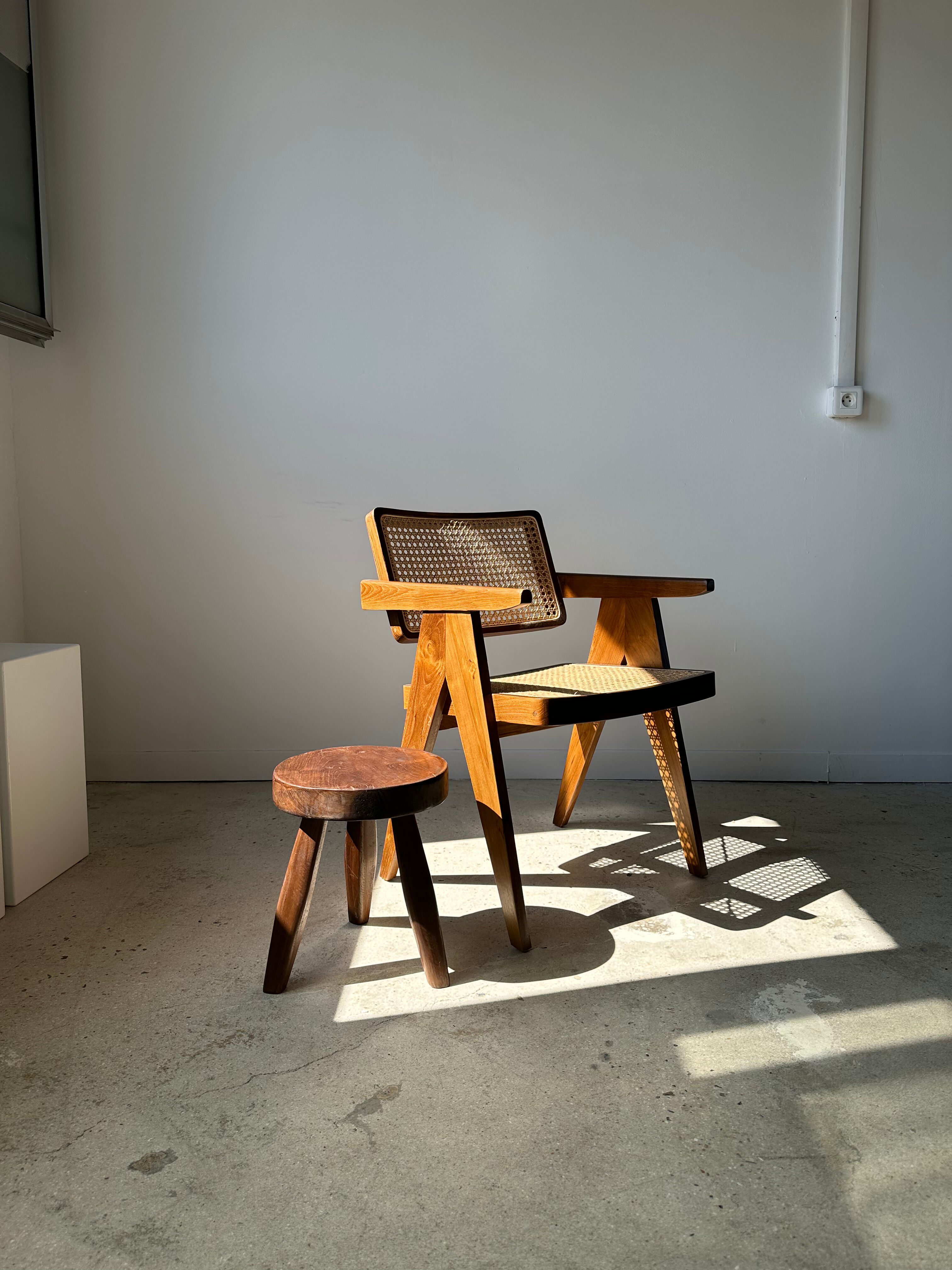Brown solid wood stool flat circular seat