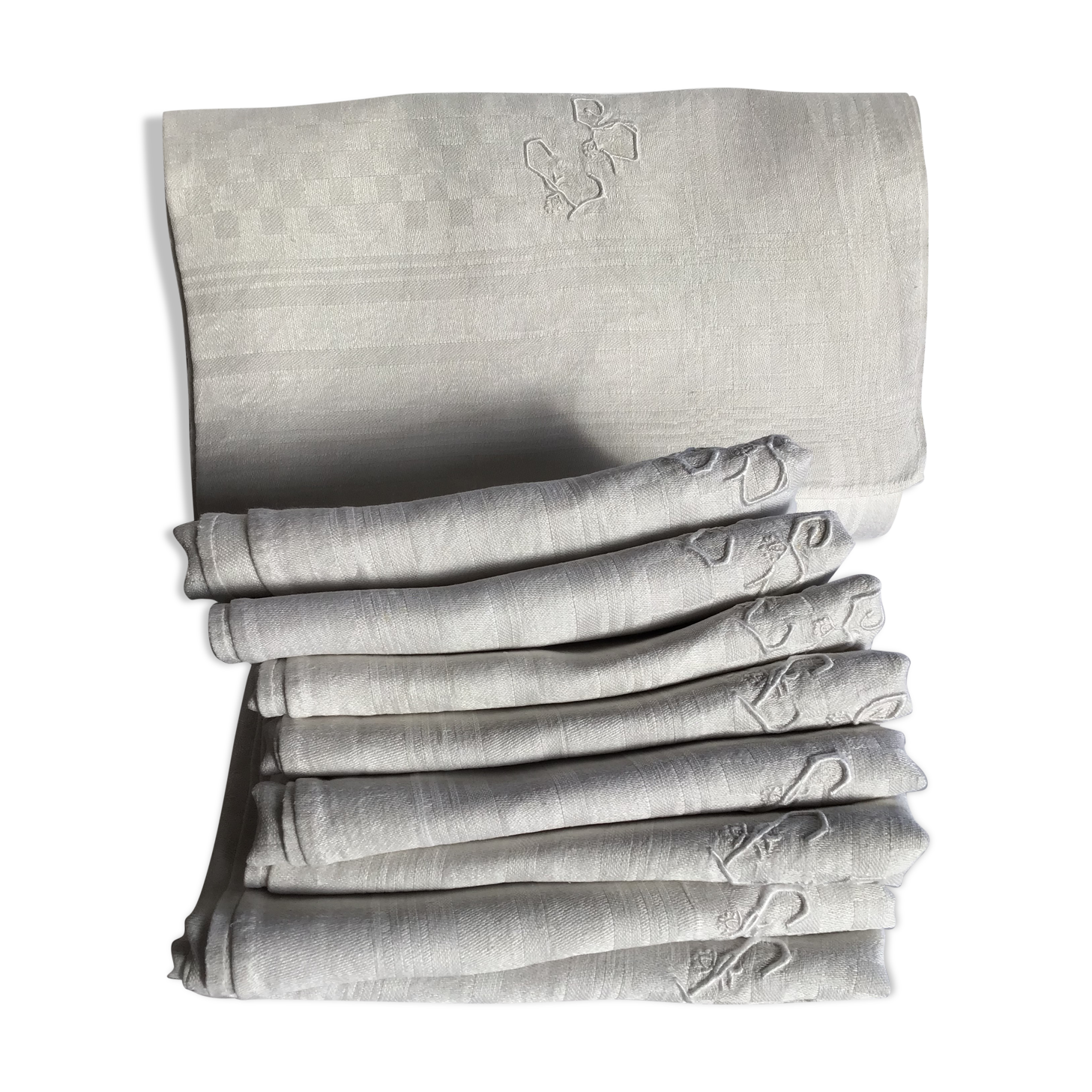 9 towels LS or ES damask tiles stripes