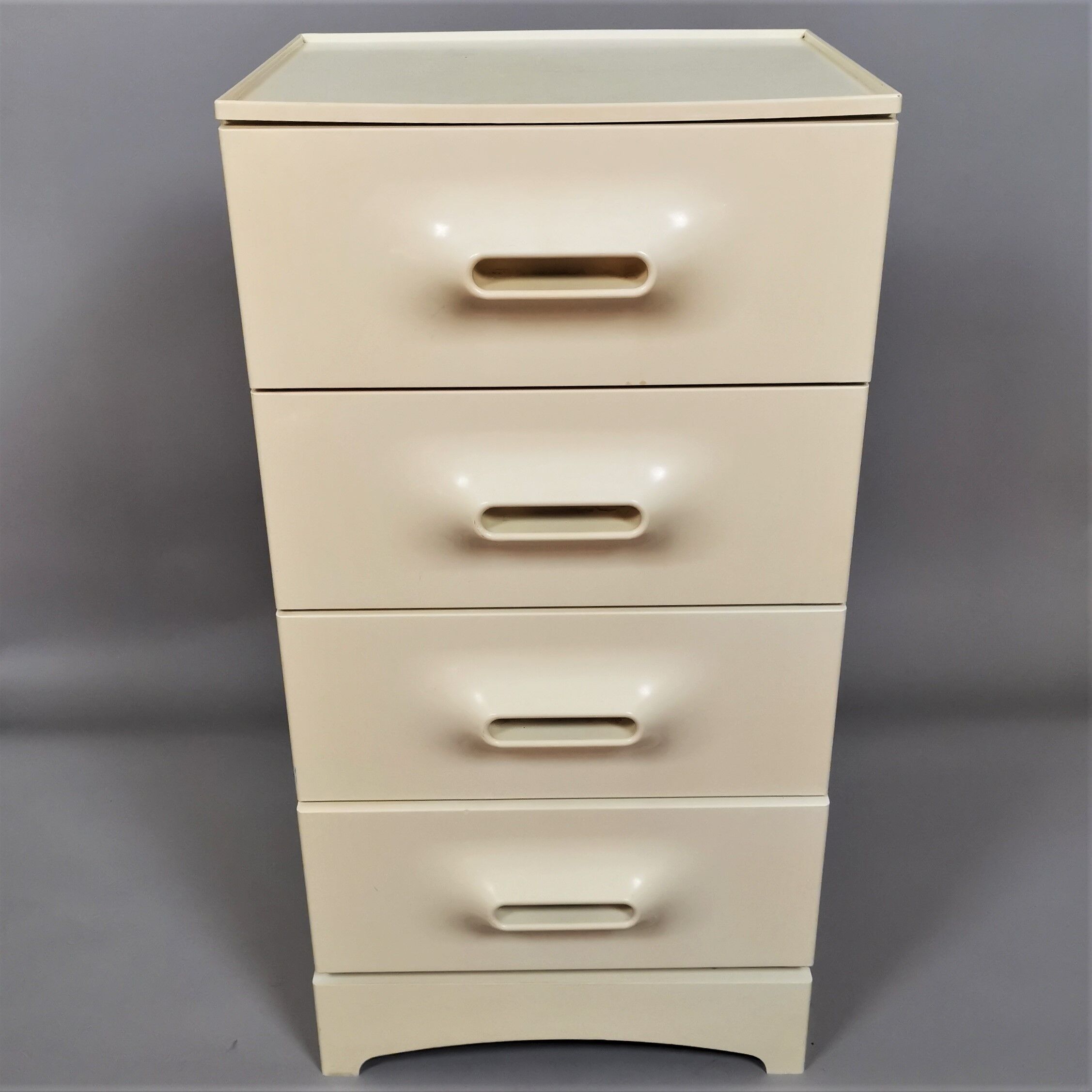 Vintage chiffonnier for Prisunic