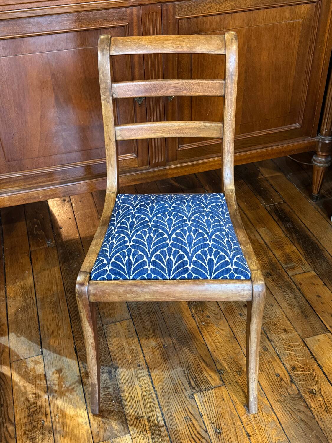 Wooden chair design - 1960s