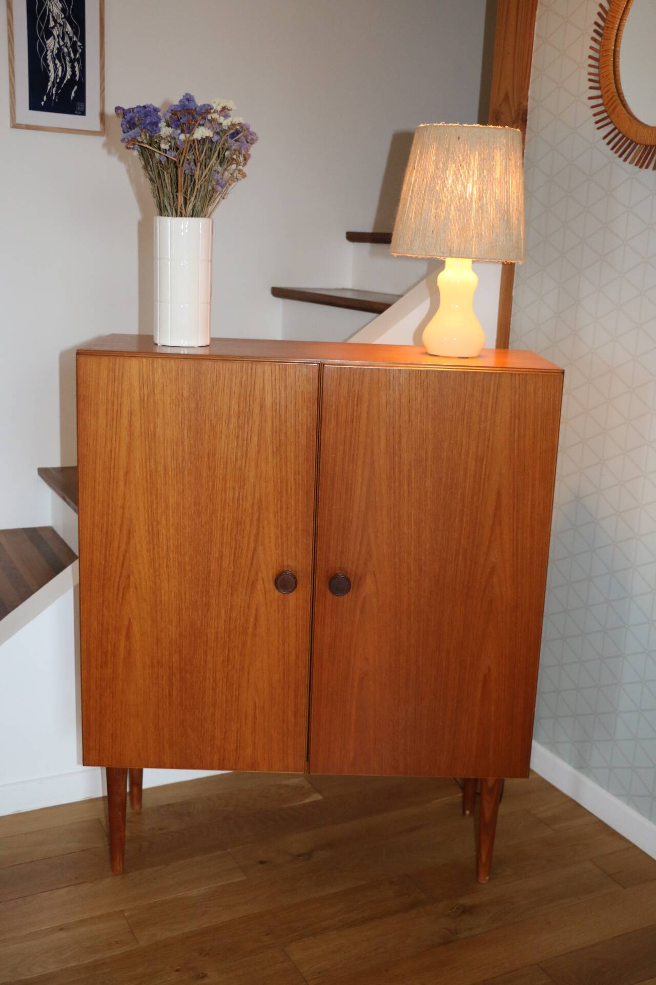 Omnia sideboard with 2 doors