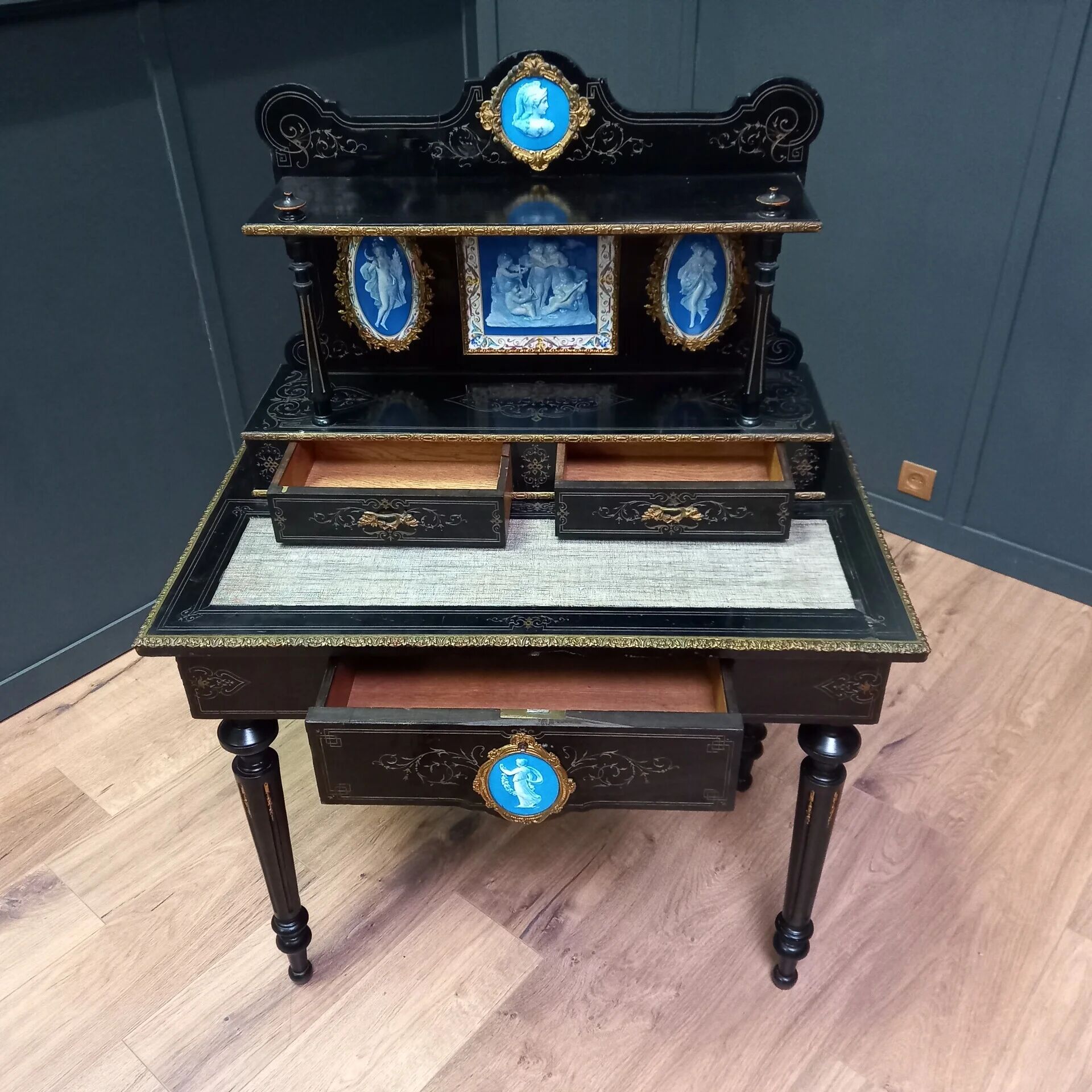 Ebonized wooden Bonheur du Jour