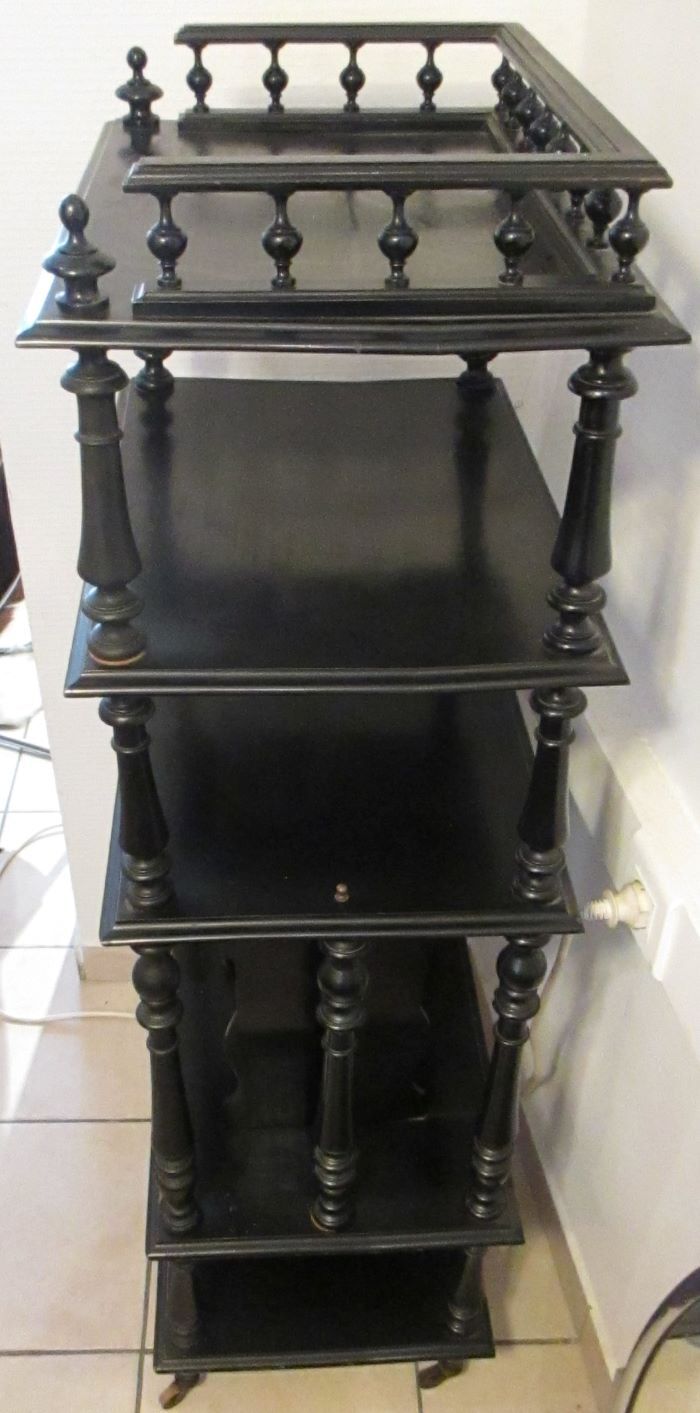 Napoléon III music furniture