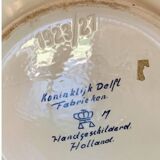 Delft porcelain vase