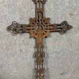 Calvary cross from the Napoleon III period in cast iron topped with the Virgin Mary