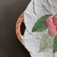 Plat cerises en barbotine