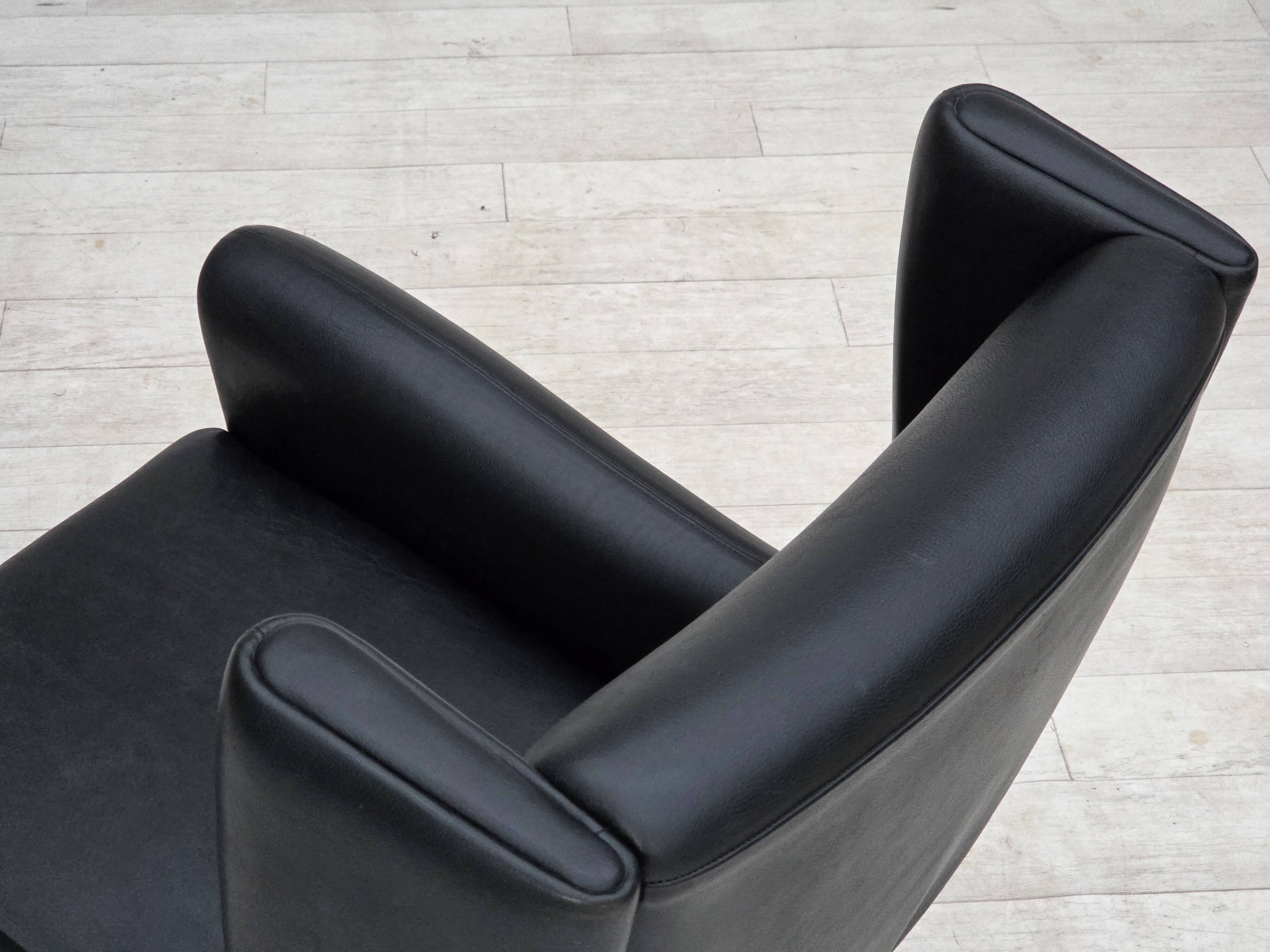 1960s, Danish design by Illum Wikkelsø, armchair, model 110, leather, teak.