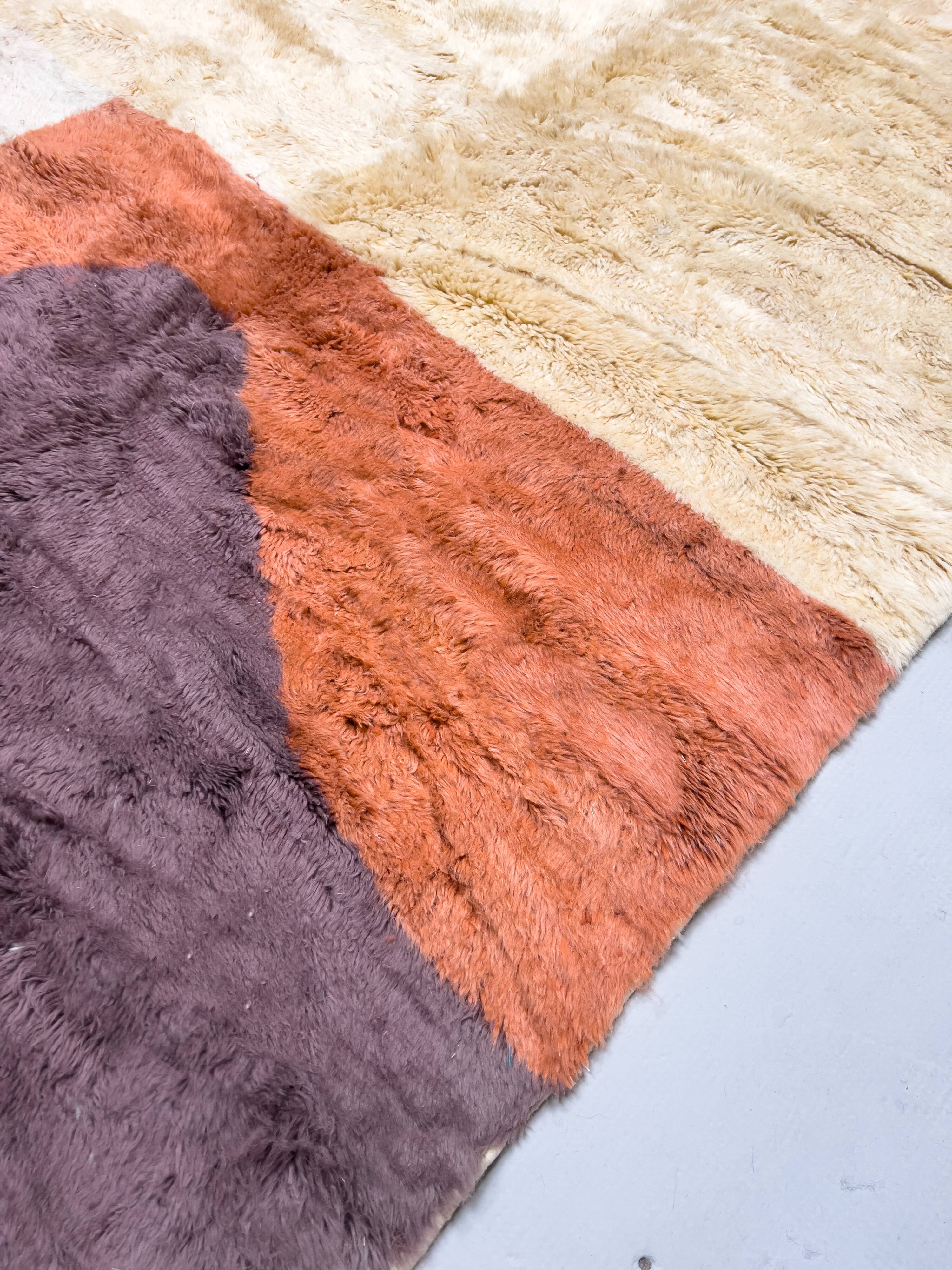 Colorful Moroccan Berber rug, M'rirt, 2.55x2.16m