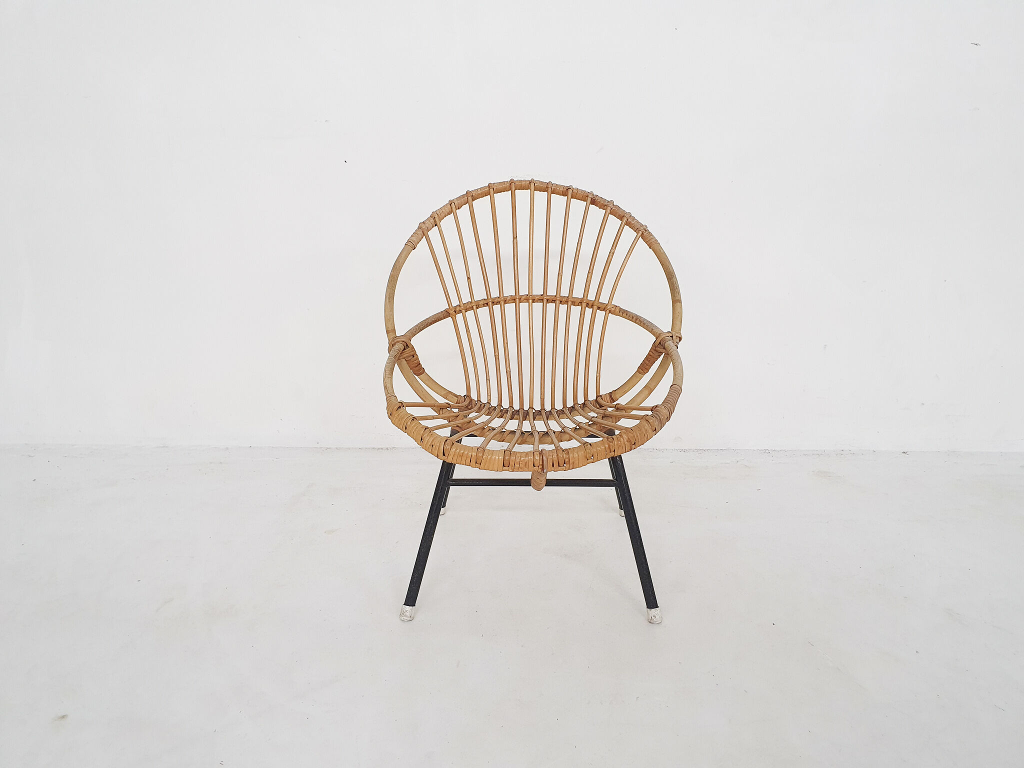 Rohe Noordwolde rattan and metal lounge chair, The Netherlands 1950's