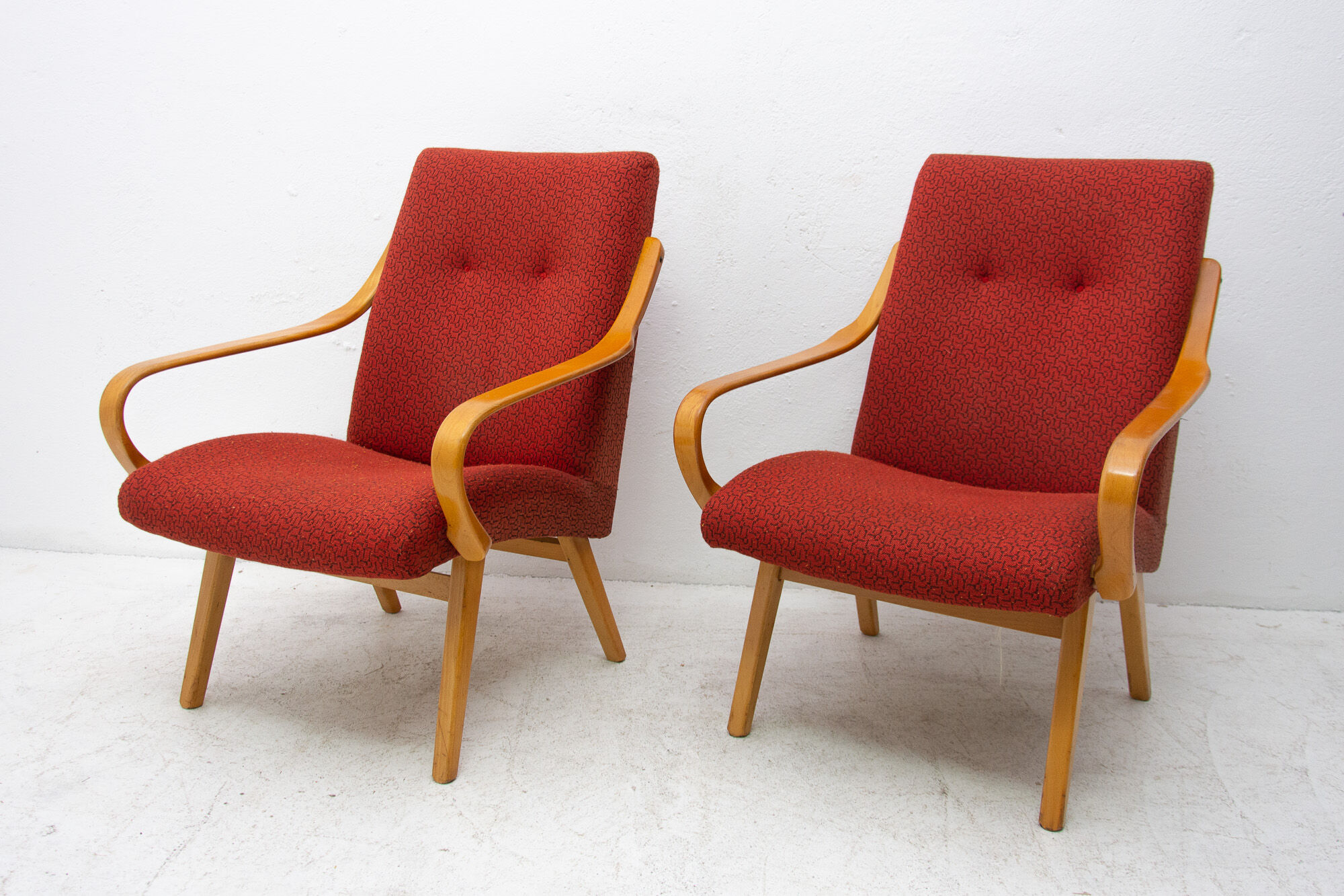 Pair of armchairs by Jaroslav Šmídek, 1960
