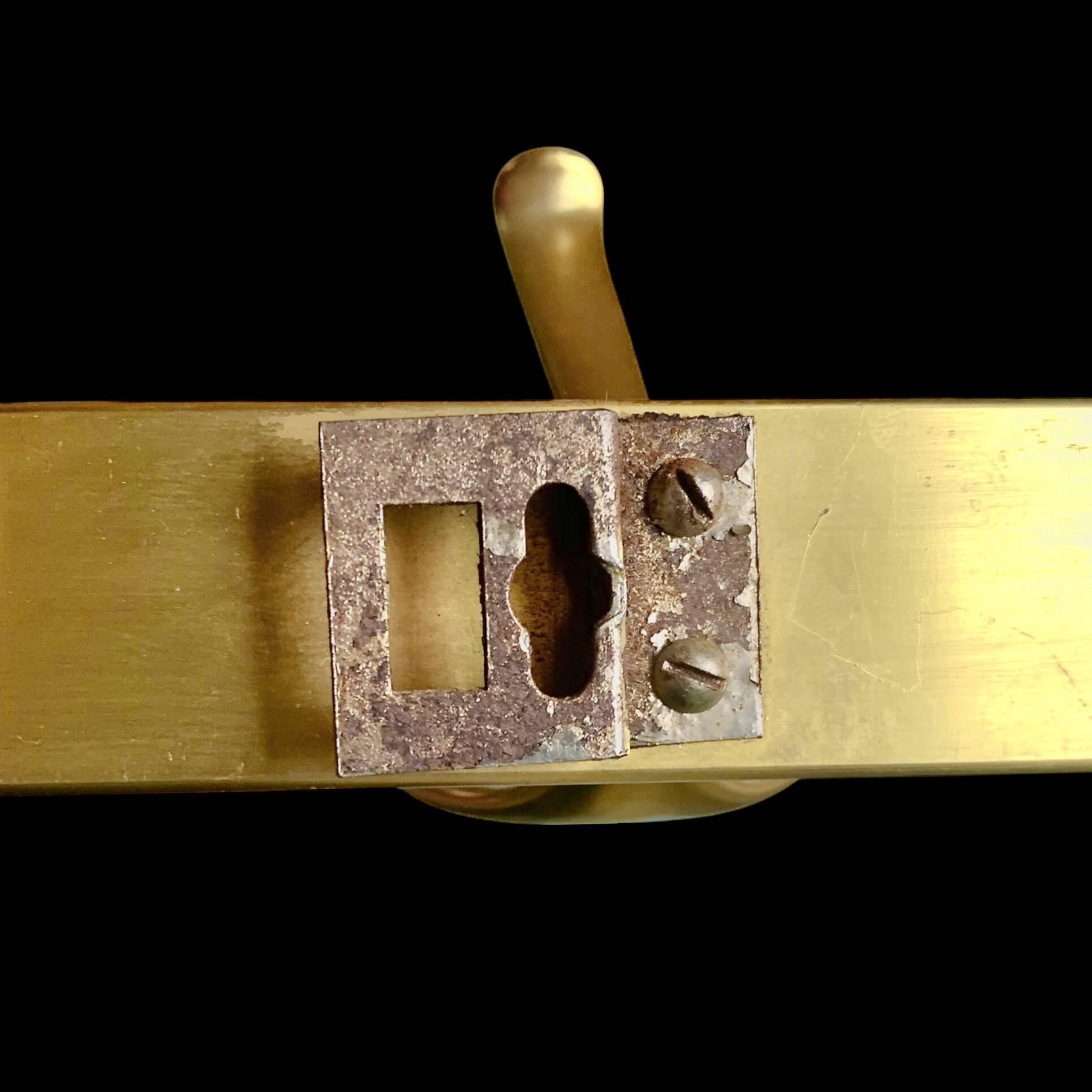 Vintage Gold Aluminum Wall Coat Rack with 5 Hooks
