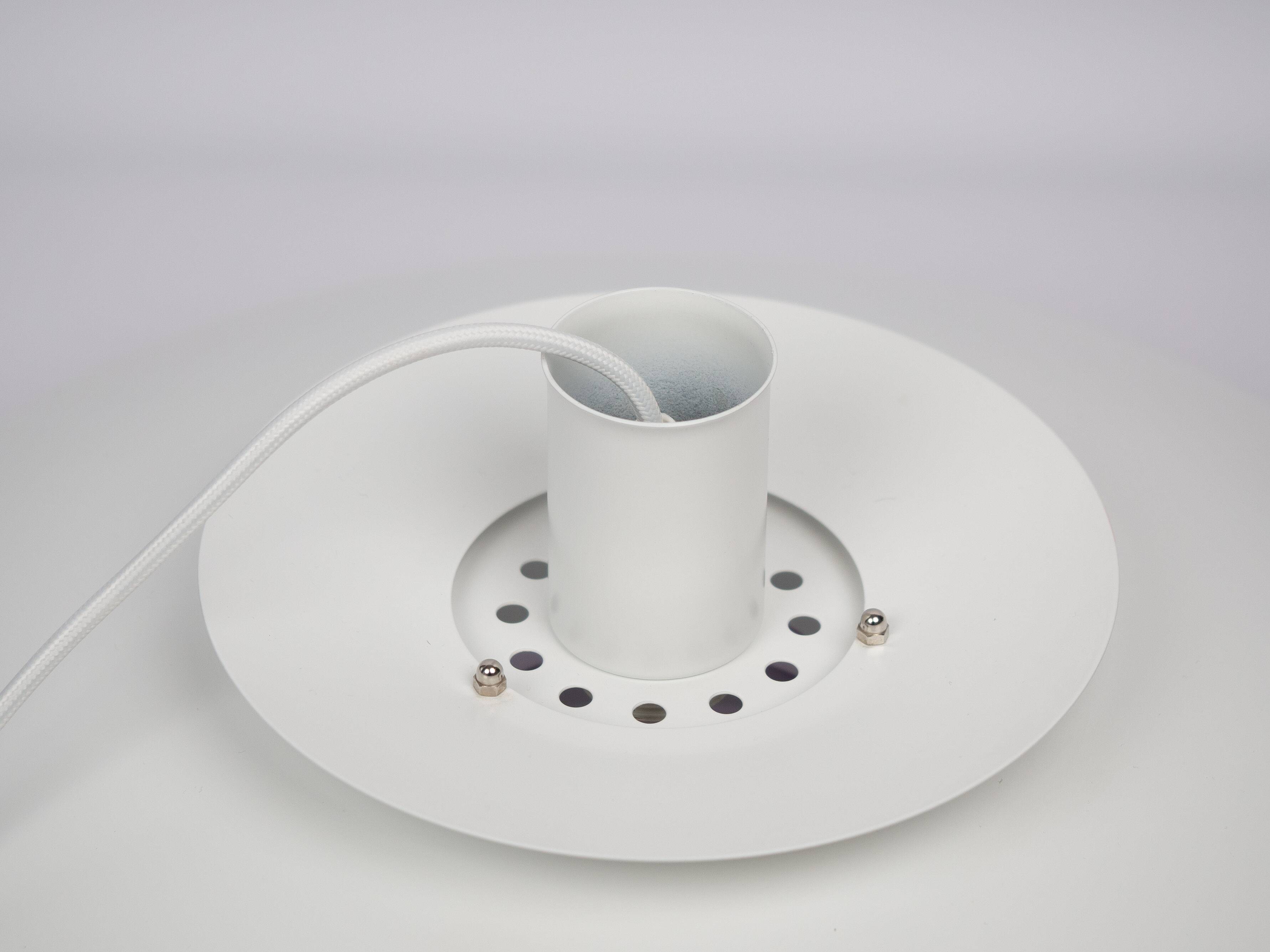 Paire de 2 lampes à suspension vintage danoises par Form Light, années 1980