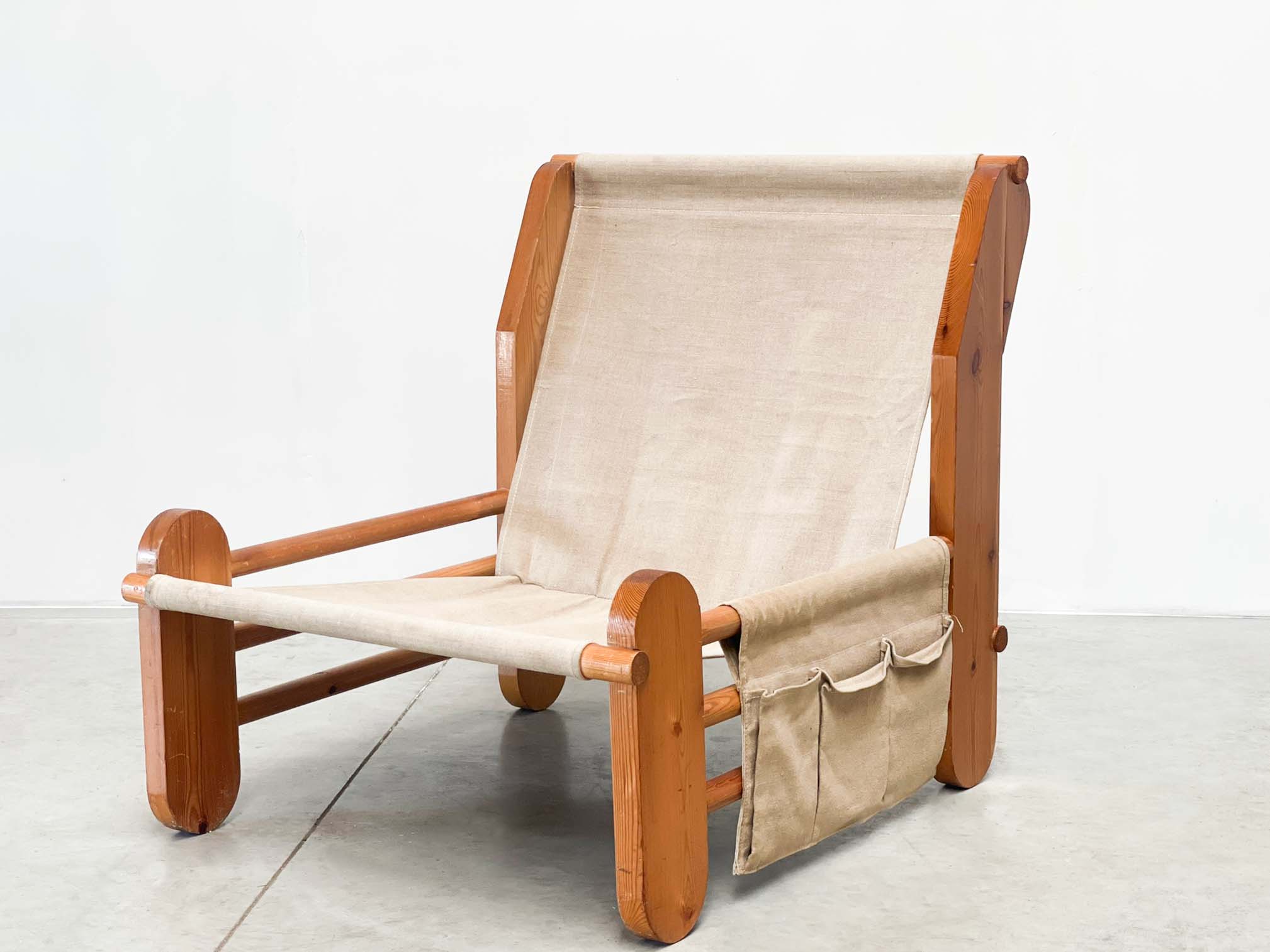 Sculptural oak easy chair