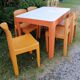 Table et 6 chaises orange Allibert années 70