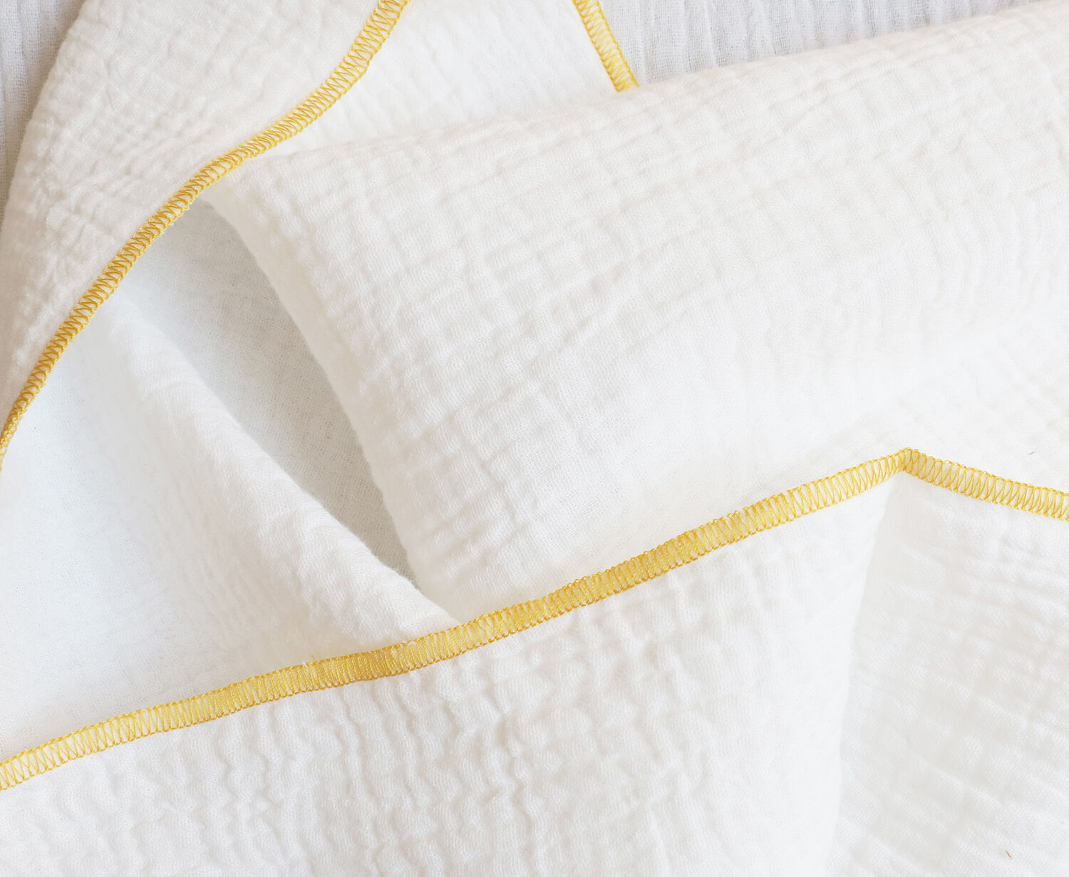 White upcycled cotton gas tablecloth and towels