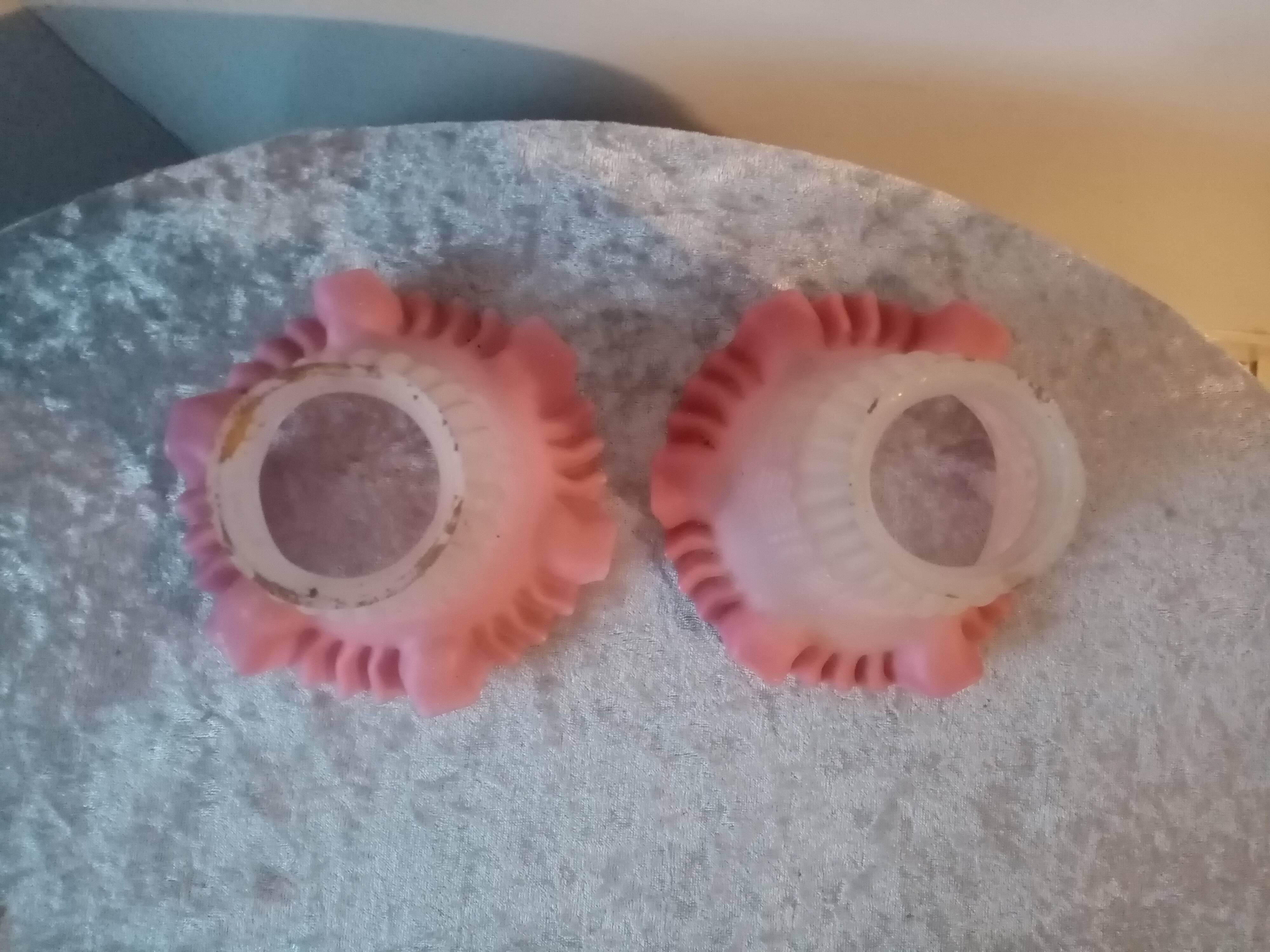 Duo of chandelier tulips or lamp in two-tone opaline