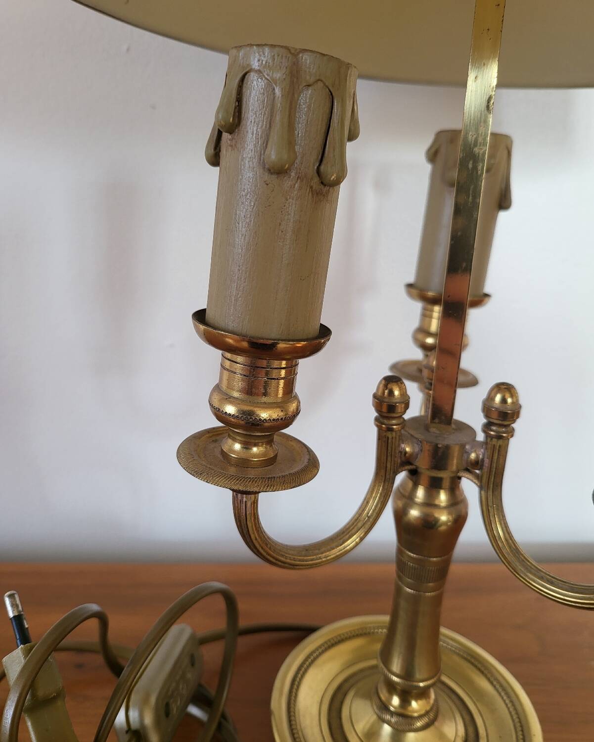 Antique Empire Style Bouillotte Lamp in brass and tin