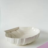 Large shell-shaped bowl to be placed or fixed, 1960.