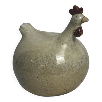 Large beige ceramic hen decoration, 20th century
