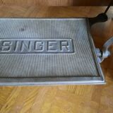 Machine à coudre meuble Singer