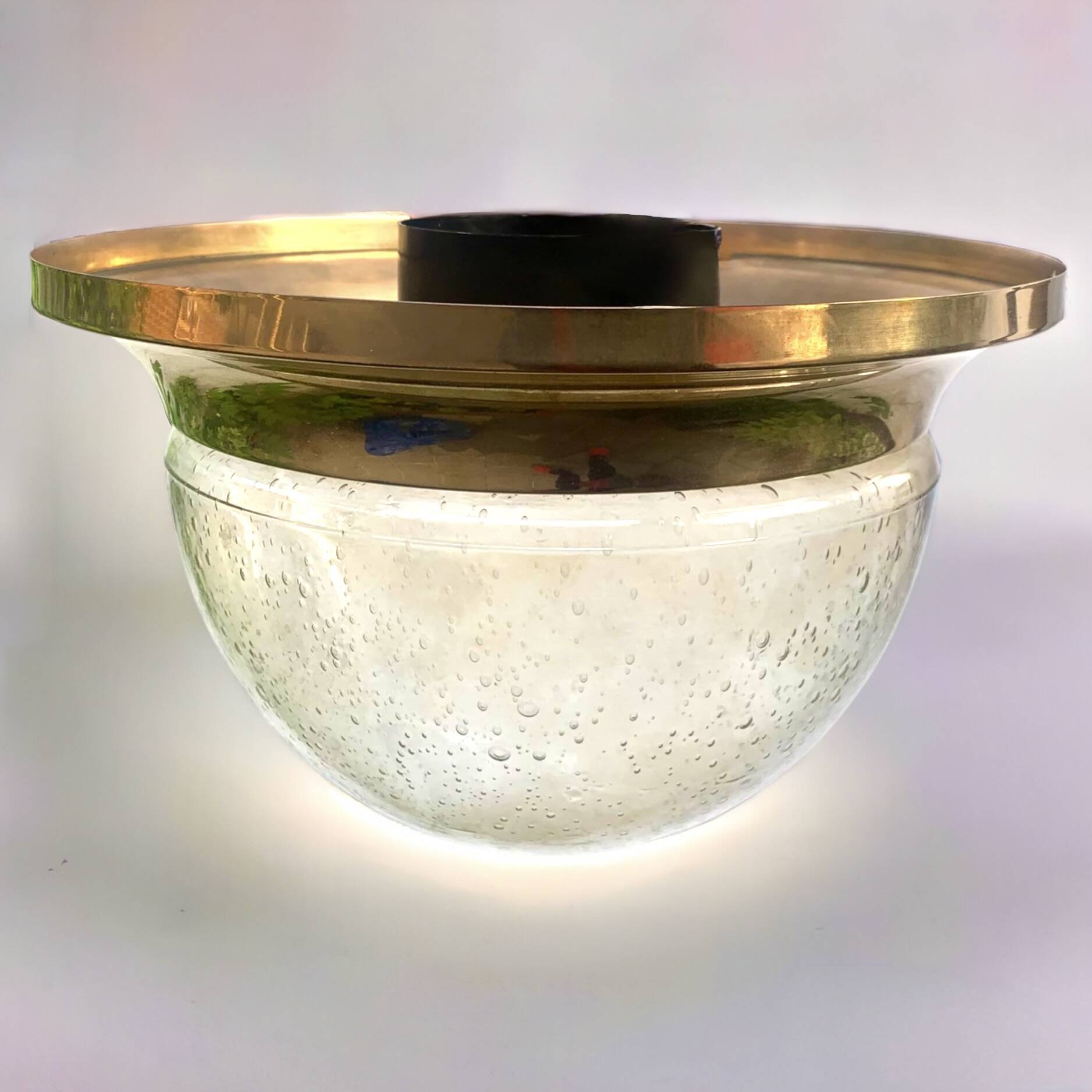 Vintage ceiling light in brass and bubbled glass