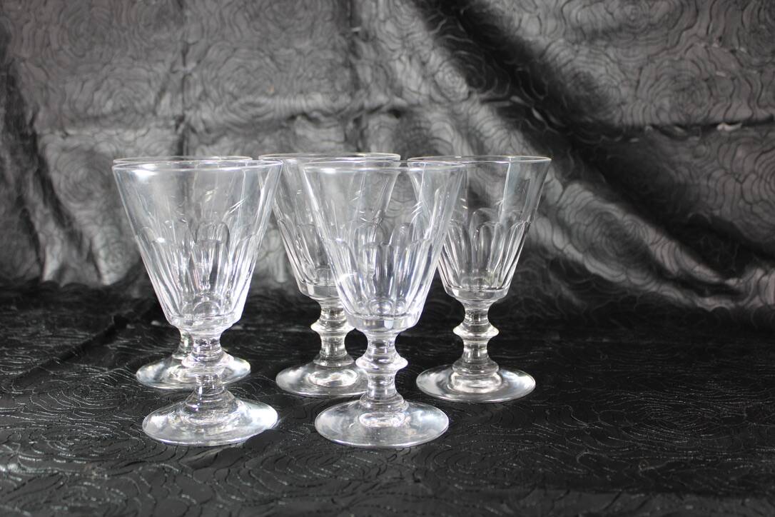 Baccarat / St Louis Caton crystal glasses early 20th France