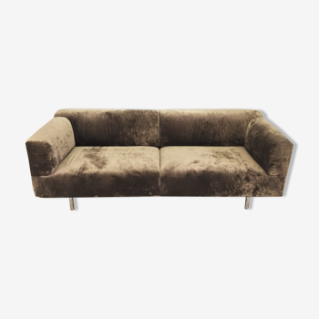 MET sofa designed by Piero Lissoni for Cassina